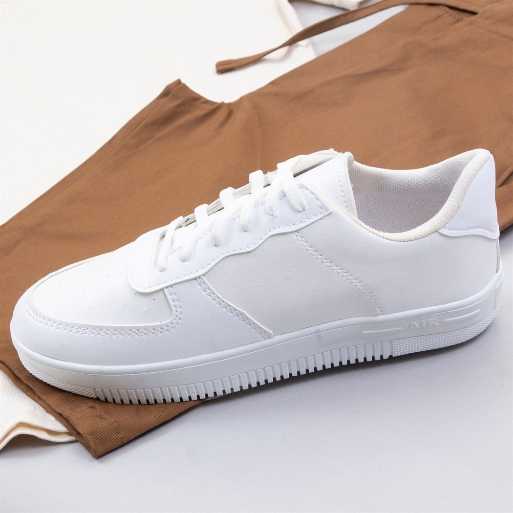 Keten Şort Tişört Ayakkabı Kombin