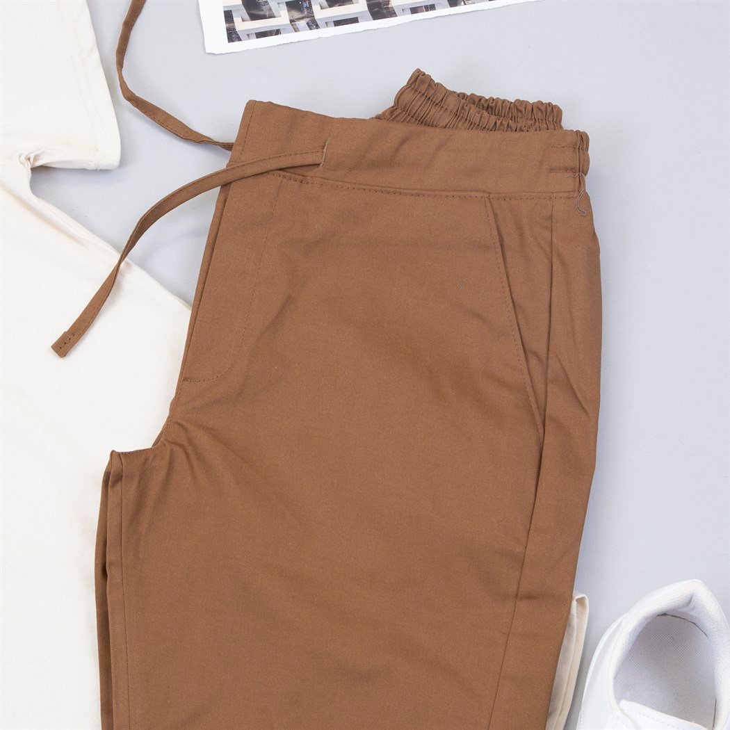 Keten Şort Tişört Ayakkabı Kombin