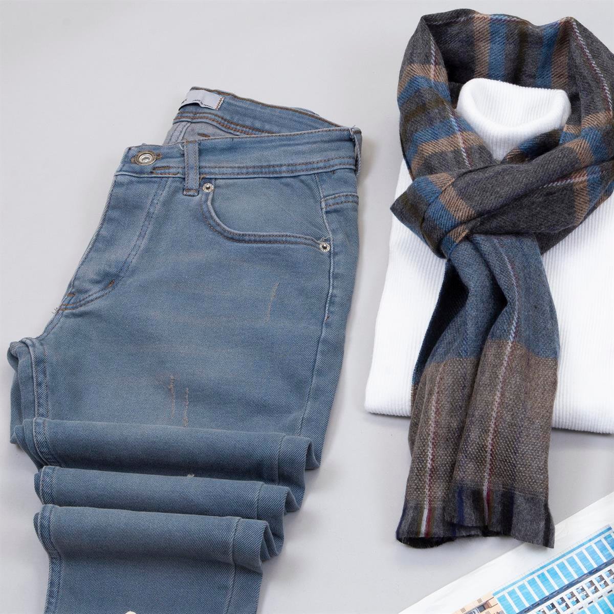 Kırçıllı Bej Blazer Ceket Kazak Pantolon Ayakkabı Kombin