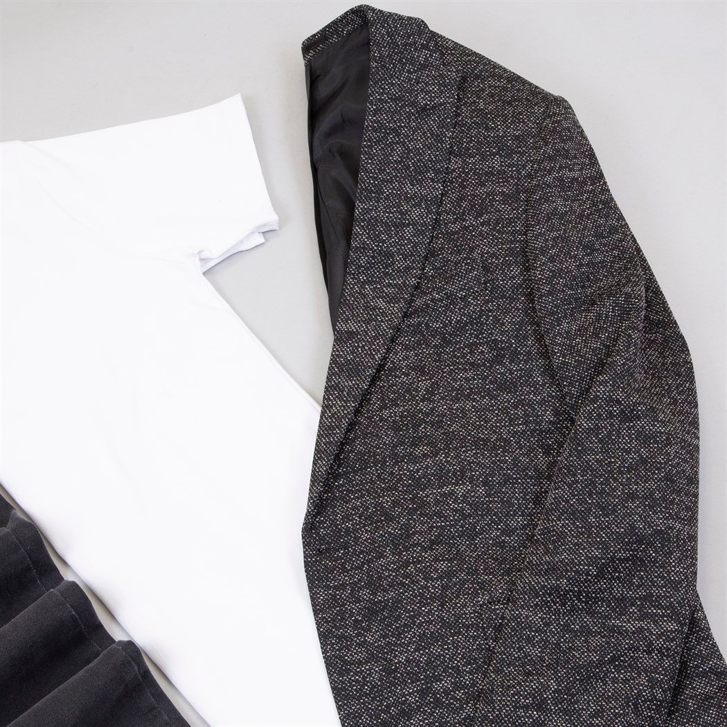 Kırçıllı Blazer Ceket Tişört Pantolon Ayakkabı Kombin