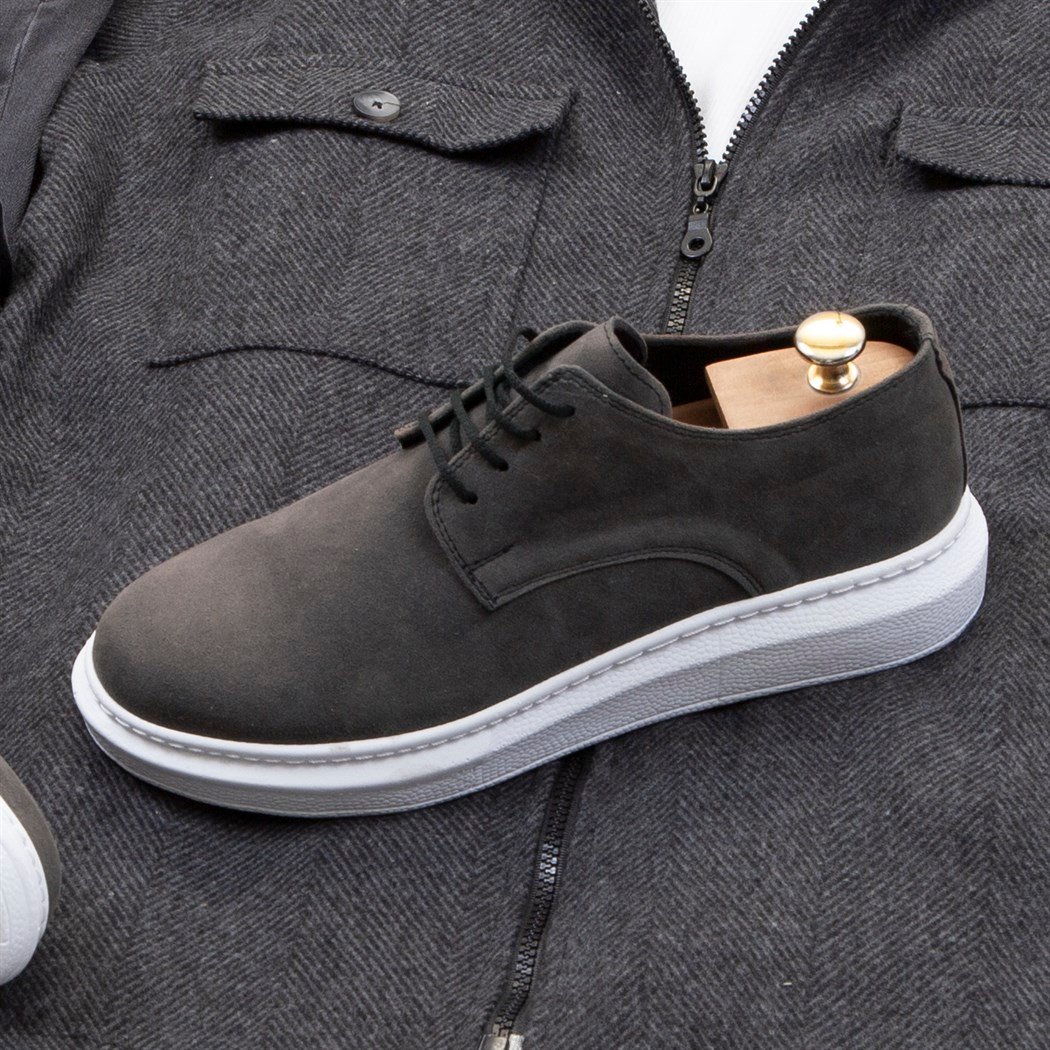 Kırçıllı Cepli Ceket Boğazlı Kazak Pantolon Ayakkabı Kombin