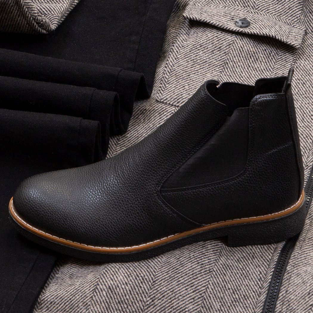 Kırçıllı Cepli Ceket Boğazlı Kazak Pantolon Bot Kombin