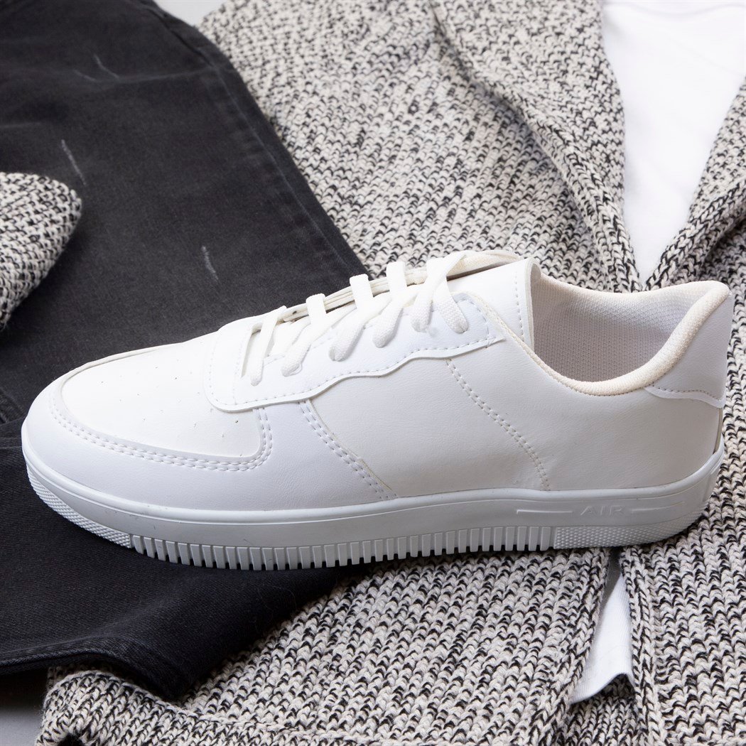 Kırçıllı Hırka Tişört Pantolon Ayakkabı Kombin