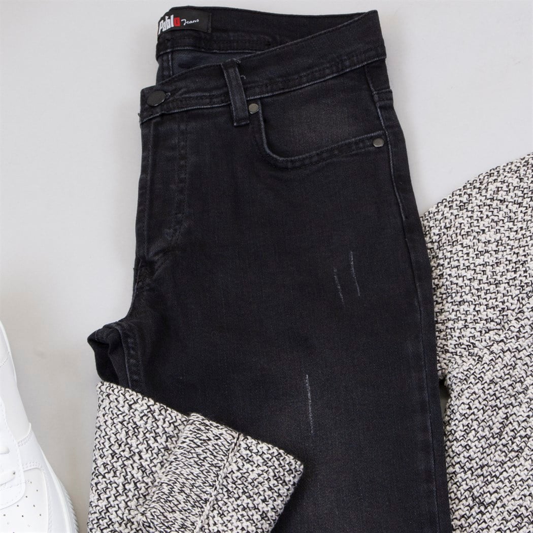 Kırçıllı Hırka Tişört Pantolon Ayakkabı Kombin