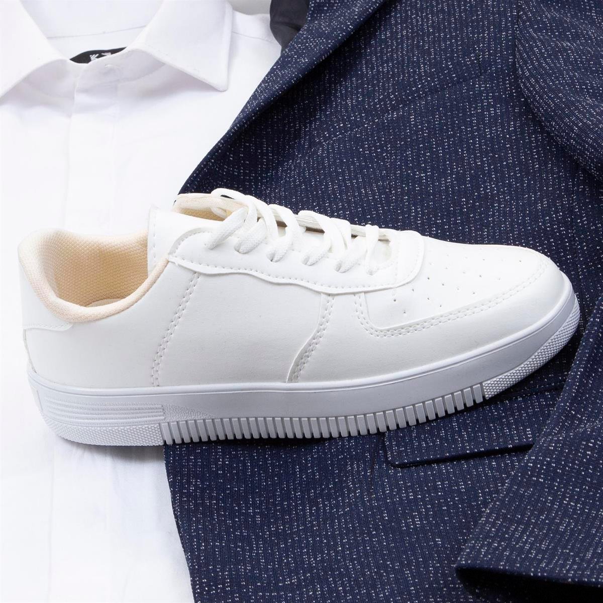 Kırçıllı Lacivert Blazer Ceket Tişört Pantolon Ayakkabı Kombin