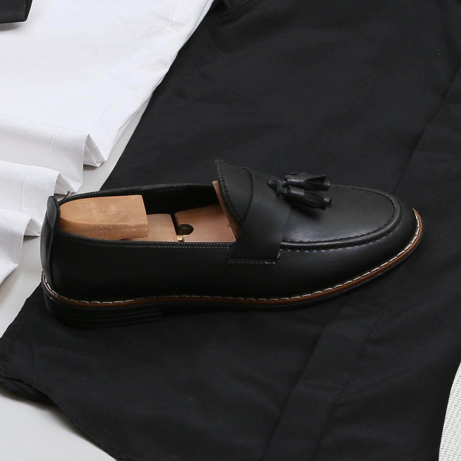 Kırık Beyaz Blazer Ceket Gömlek Pantolon Ayakkabı Kombin