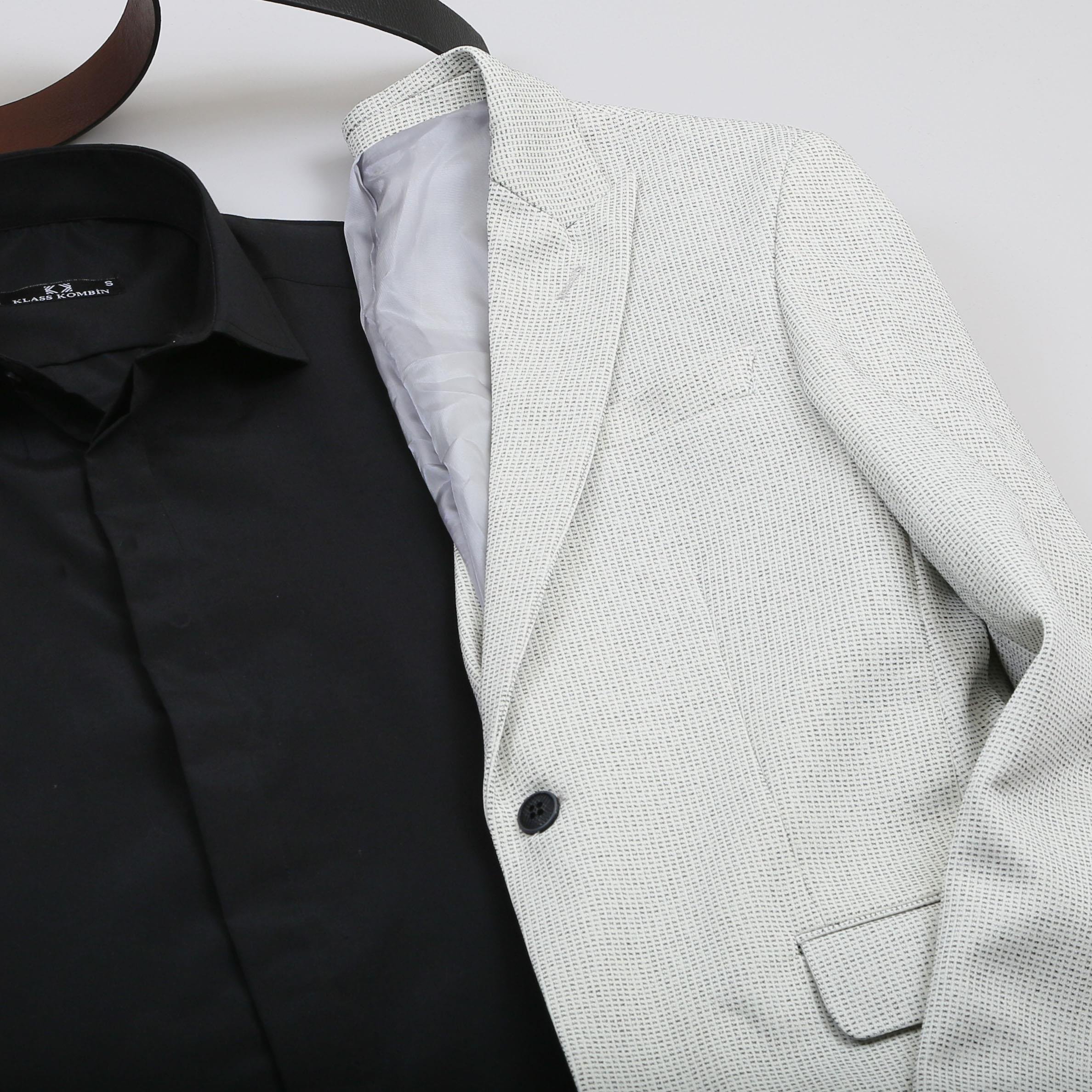 Kırık Beyaz Blazer Ceket Gömlek Pantolon Ayakkabı Kombin