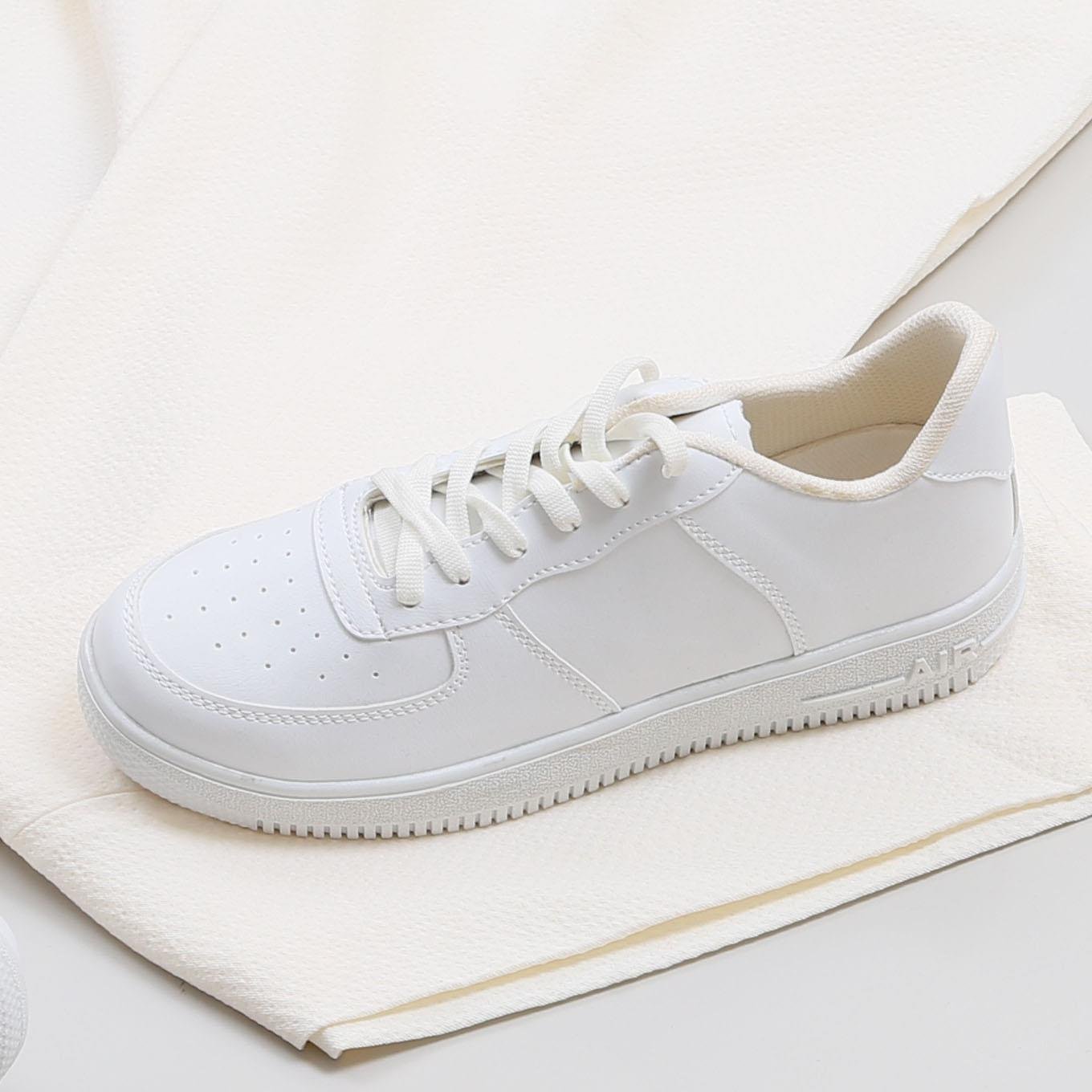 Kırık Beyaz Takım Elbise Kombini