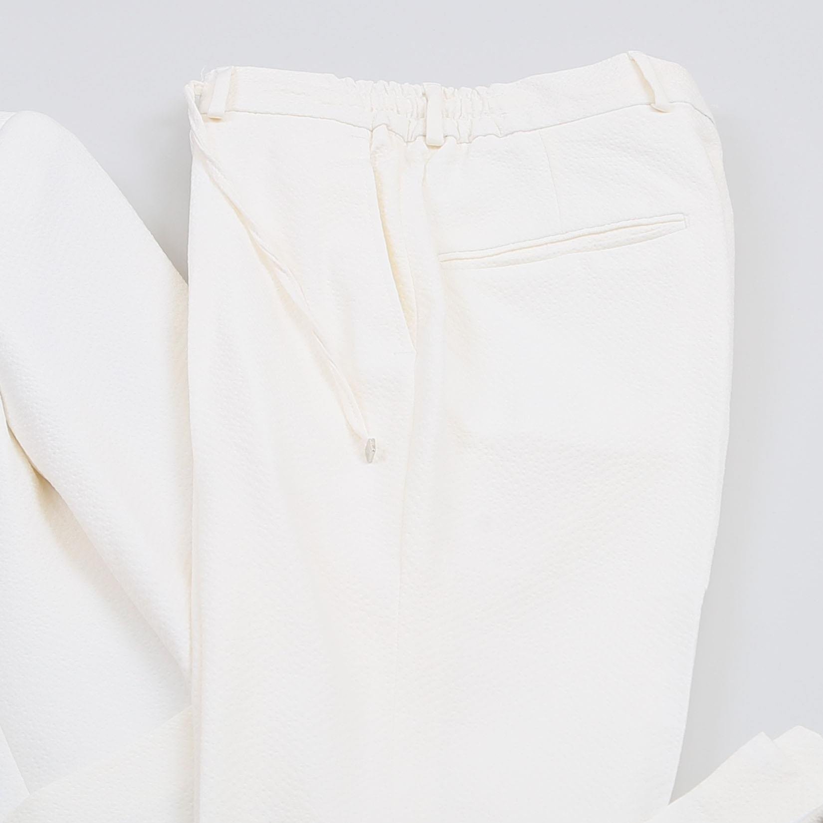 Kırık Beyaz Takım Elbise Kombini