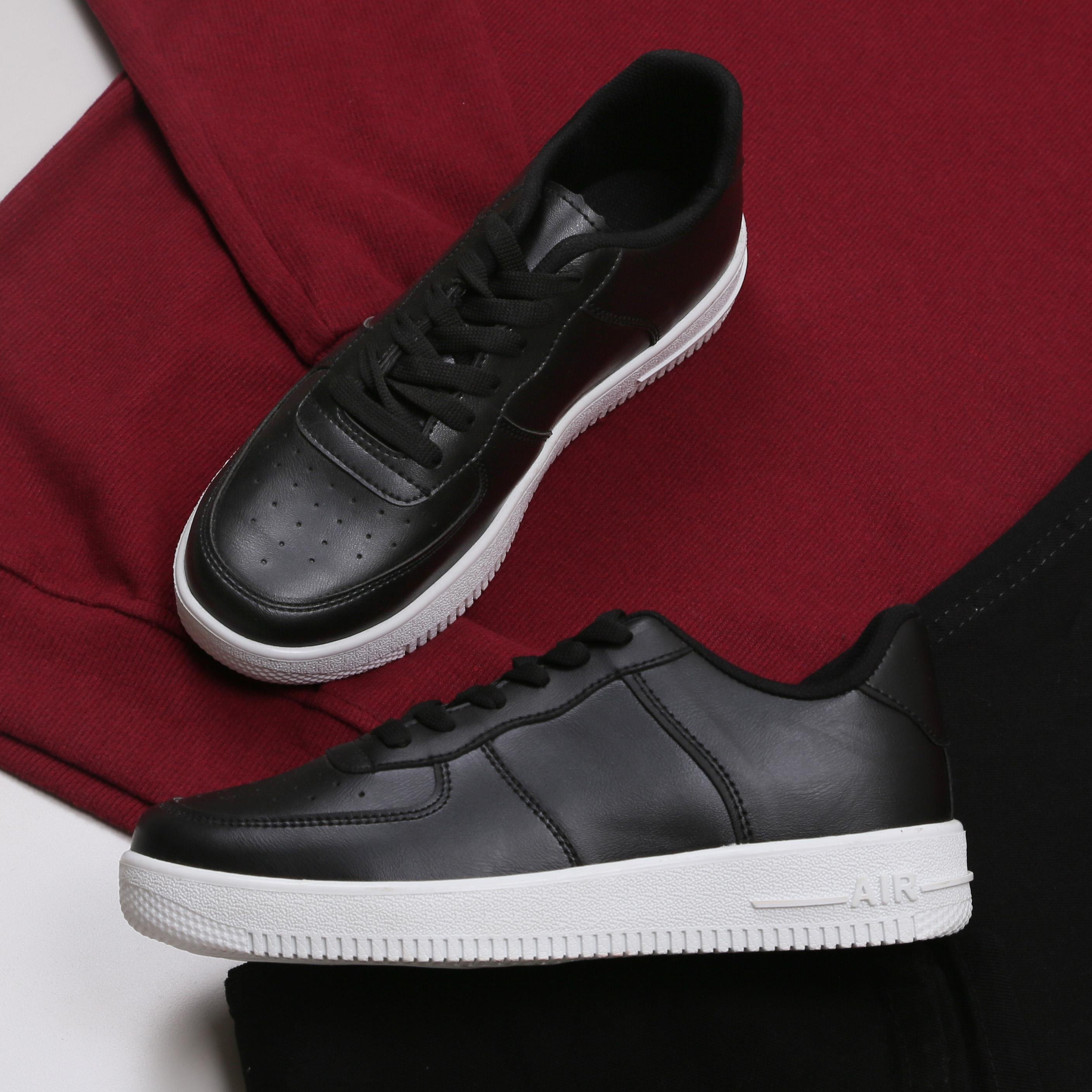 Kırmızı Kazak Kot Pantolon Ayakkabı Kombini