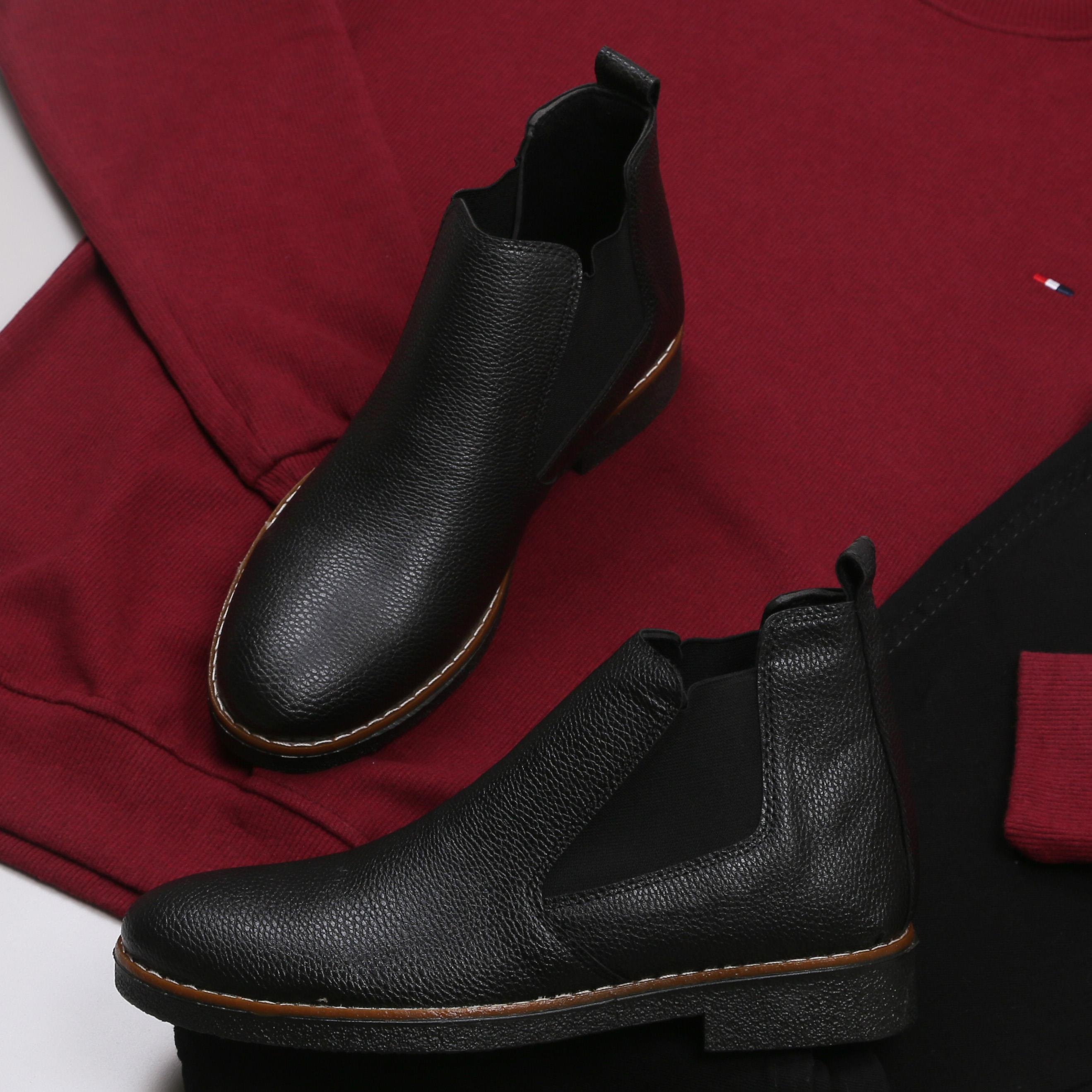 Kırmızı Kazak Kot Pantolon Bot Kombini