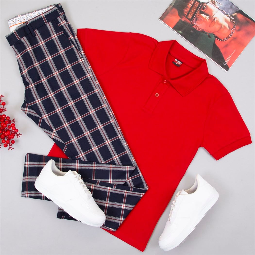 Kırmızı Polo Yaka Tişört Pantolon Ayakkabı Kombin
