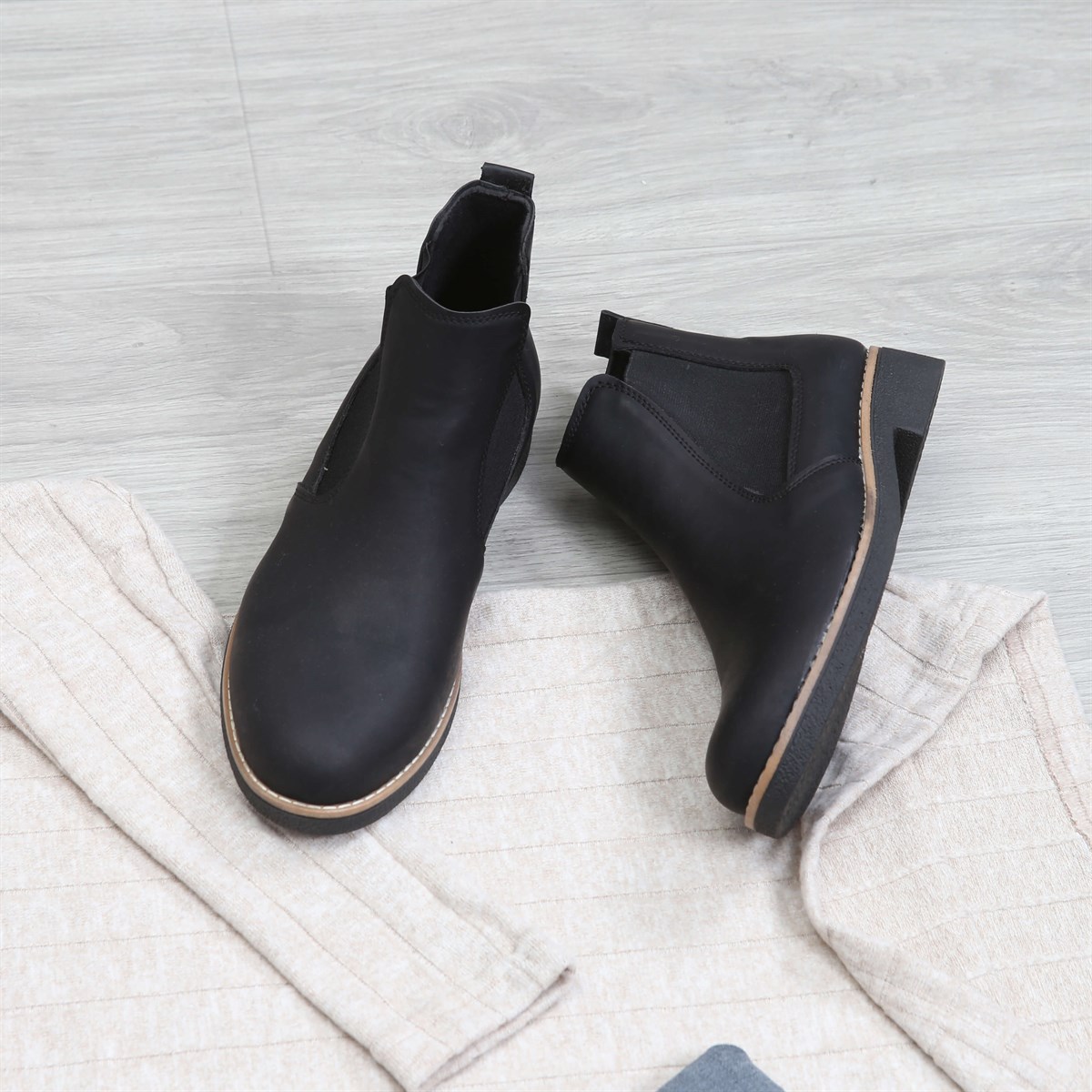 Kot Bej Kazak Bot Kombini