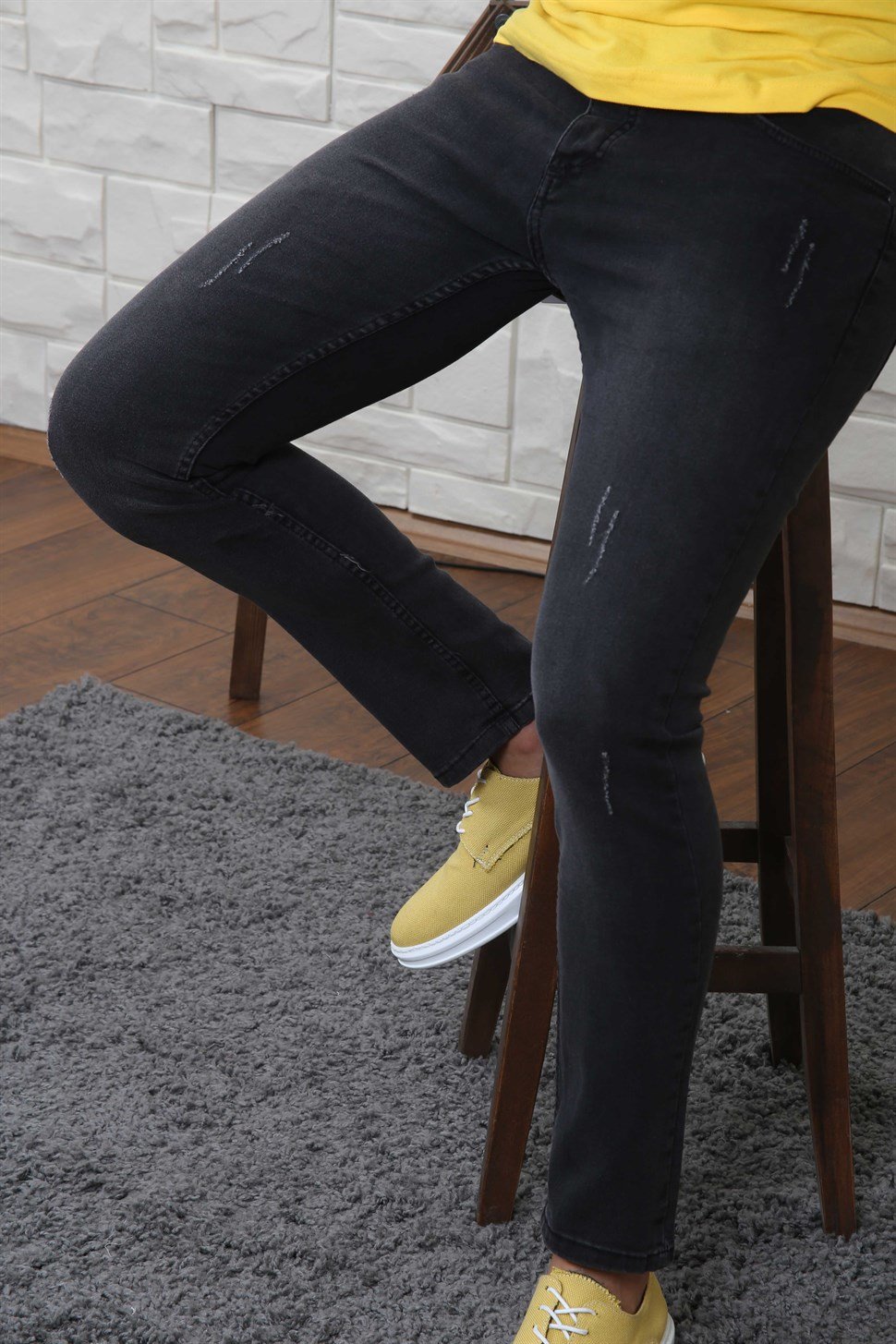 Kot Sarı Polo Tshirt Ayakkabı Kombini