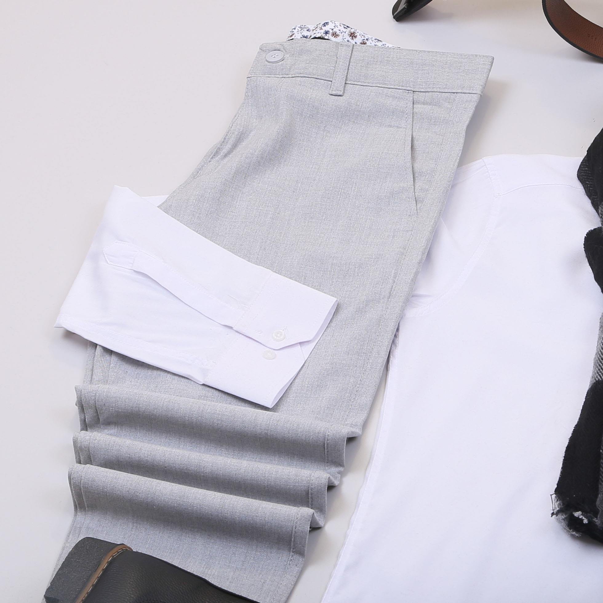 Koyu Gri Kaşe Kaban Gömlek Pantolon Bot Kombin