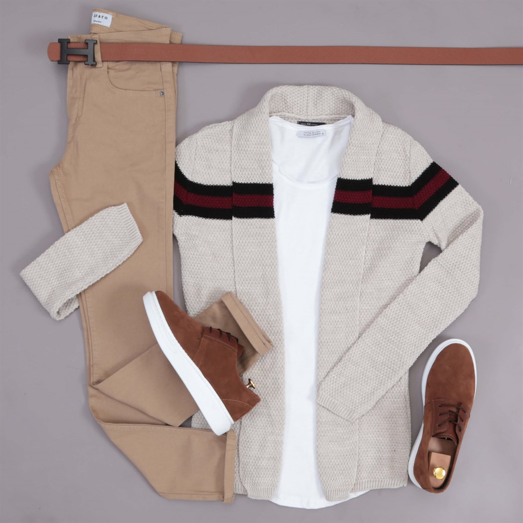 Krem Hırka Pantolon Ayakkabı Kombini