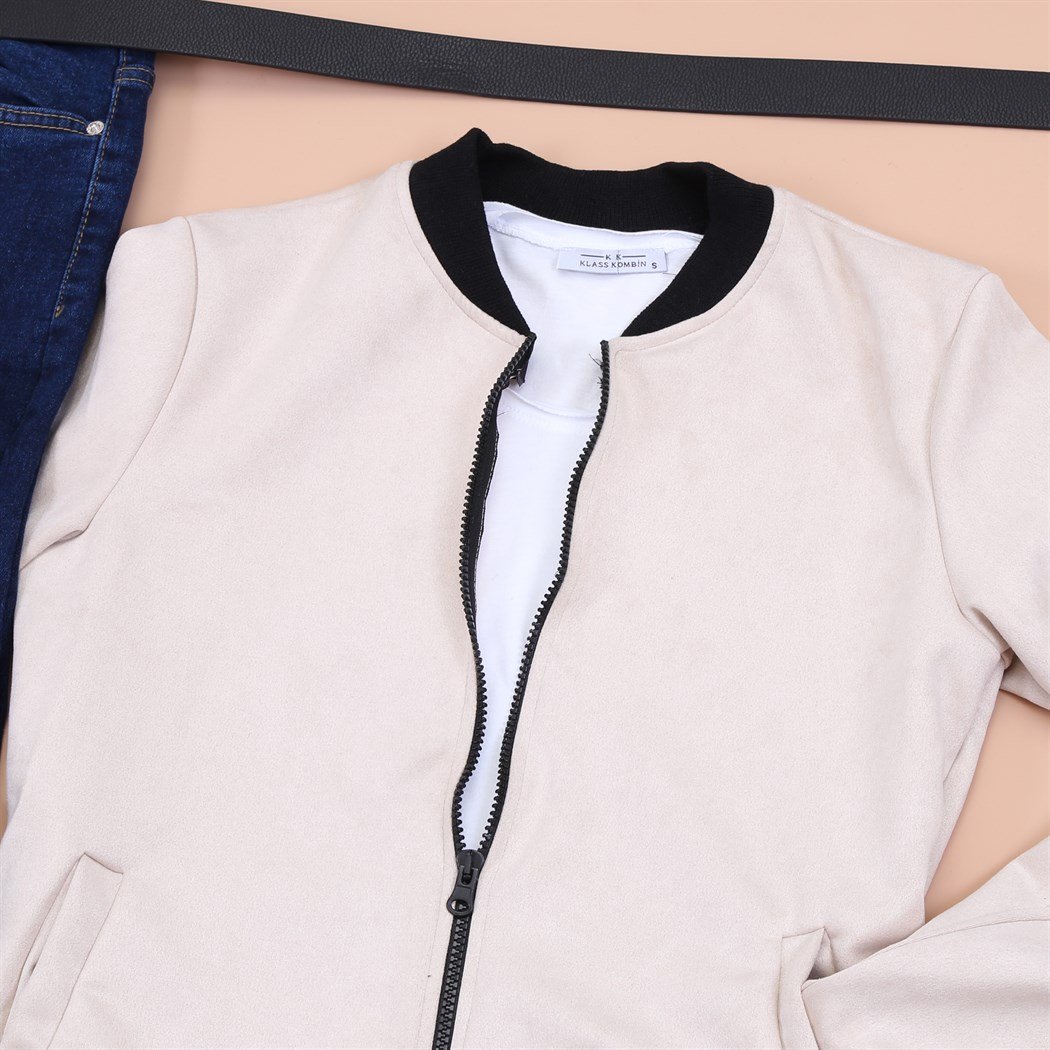 Krem Kolej Ceketli Pantolon Ayakkabı Kombini