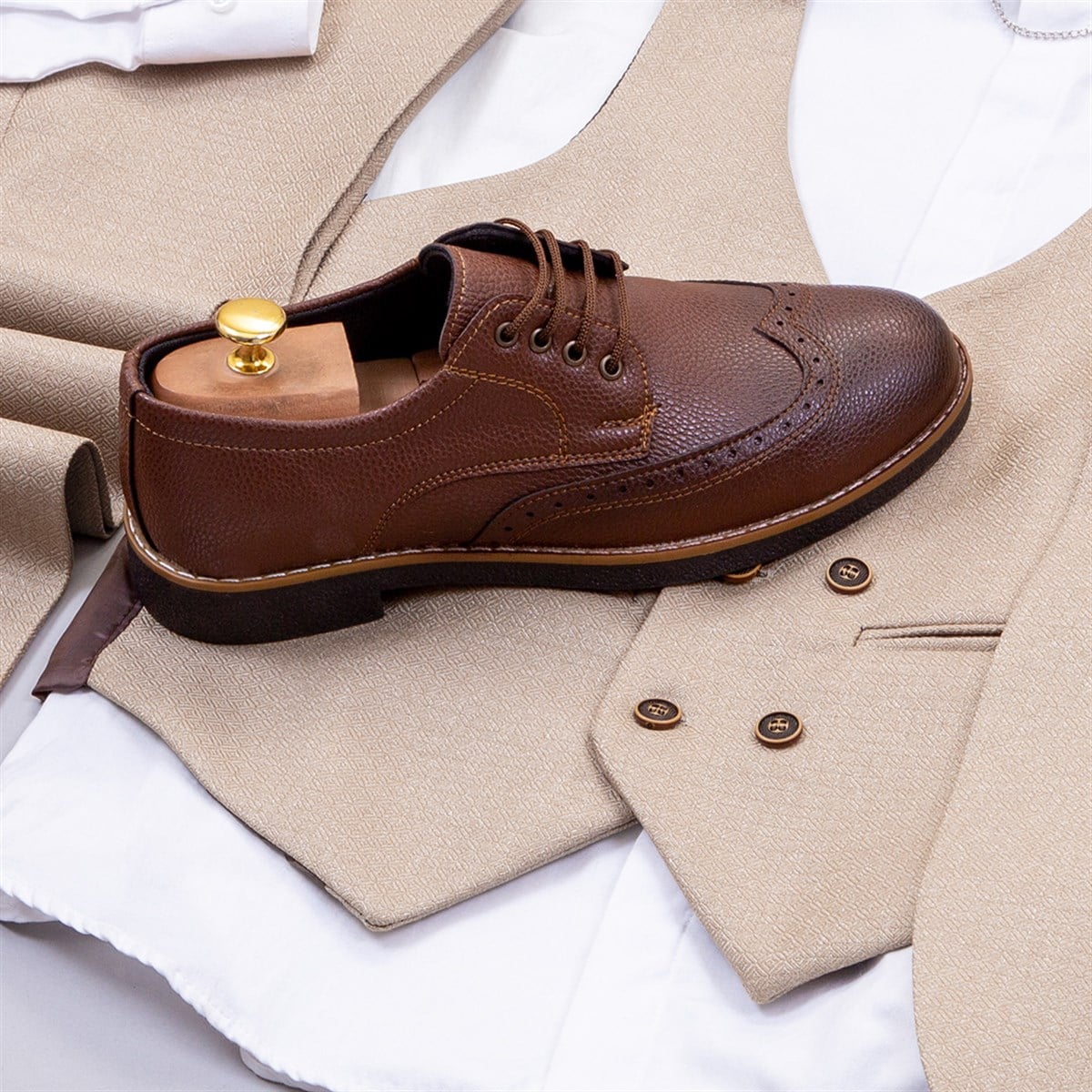 Krem Takım Elbise Kombini