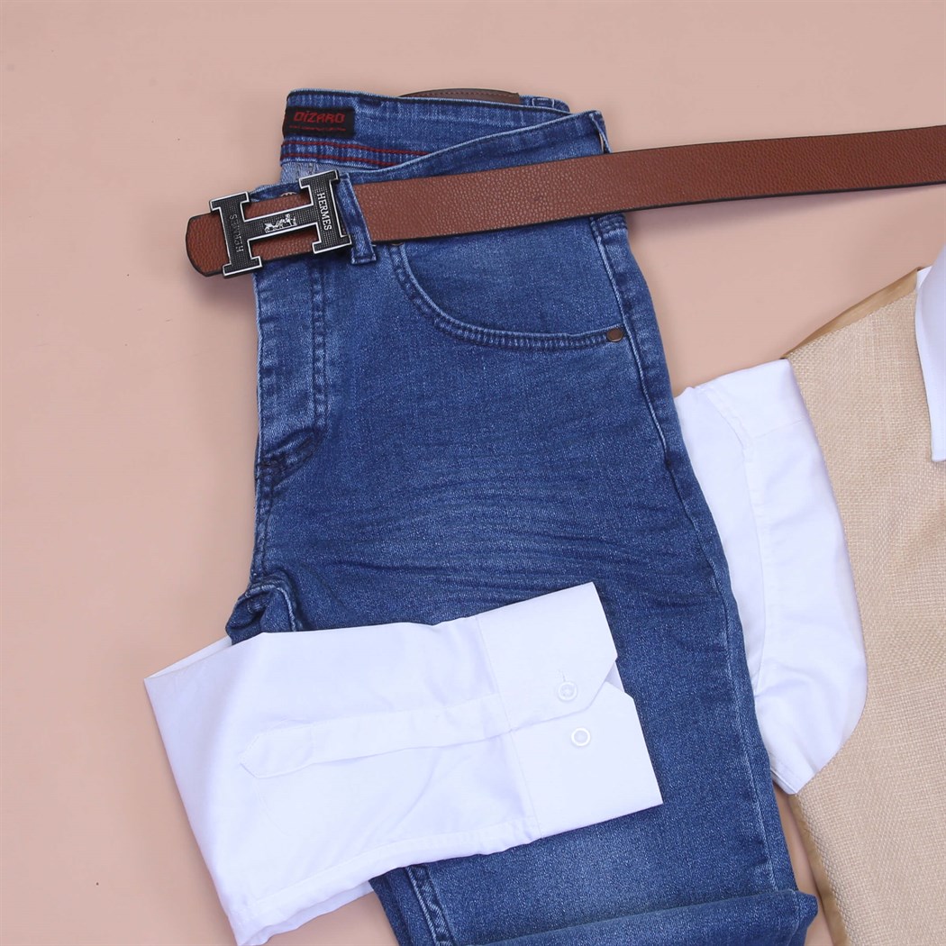 Krem Yelek Beyaz Gömlek Kot Pantolon Klasik Ayakkabı Koımbini 