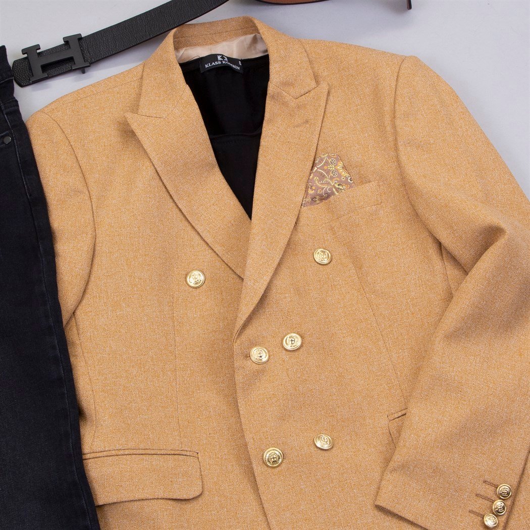 Kruvaze Ceket Pantolon Tişört Ayakkabı Kombin