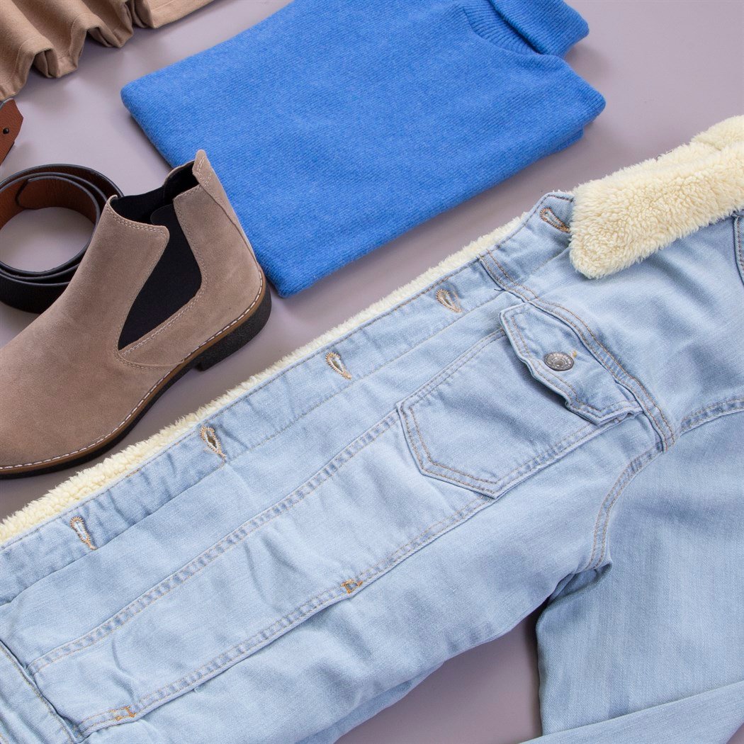 Kürklü Kot Ceket Boğazlı Kazak Pantolon Bot Kombin