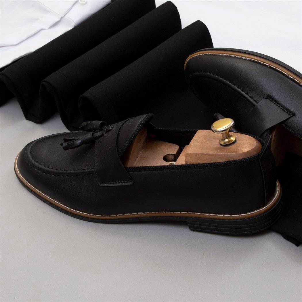 Kuşaklı Papyonlu Takım Elbise Kombini