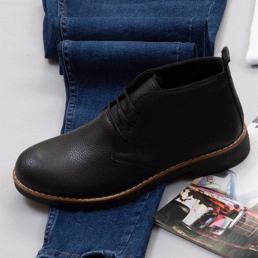 Lacivert Beyaz Ekose Oduncu Gömlek Boğazlı Kazak Pantolon Bot Kombin