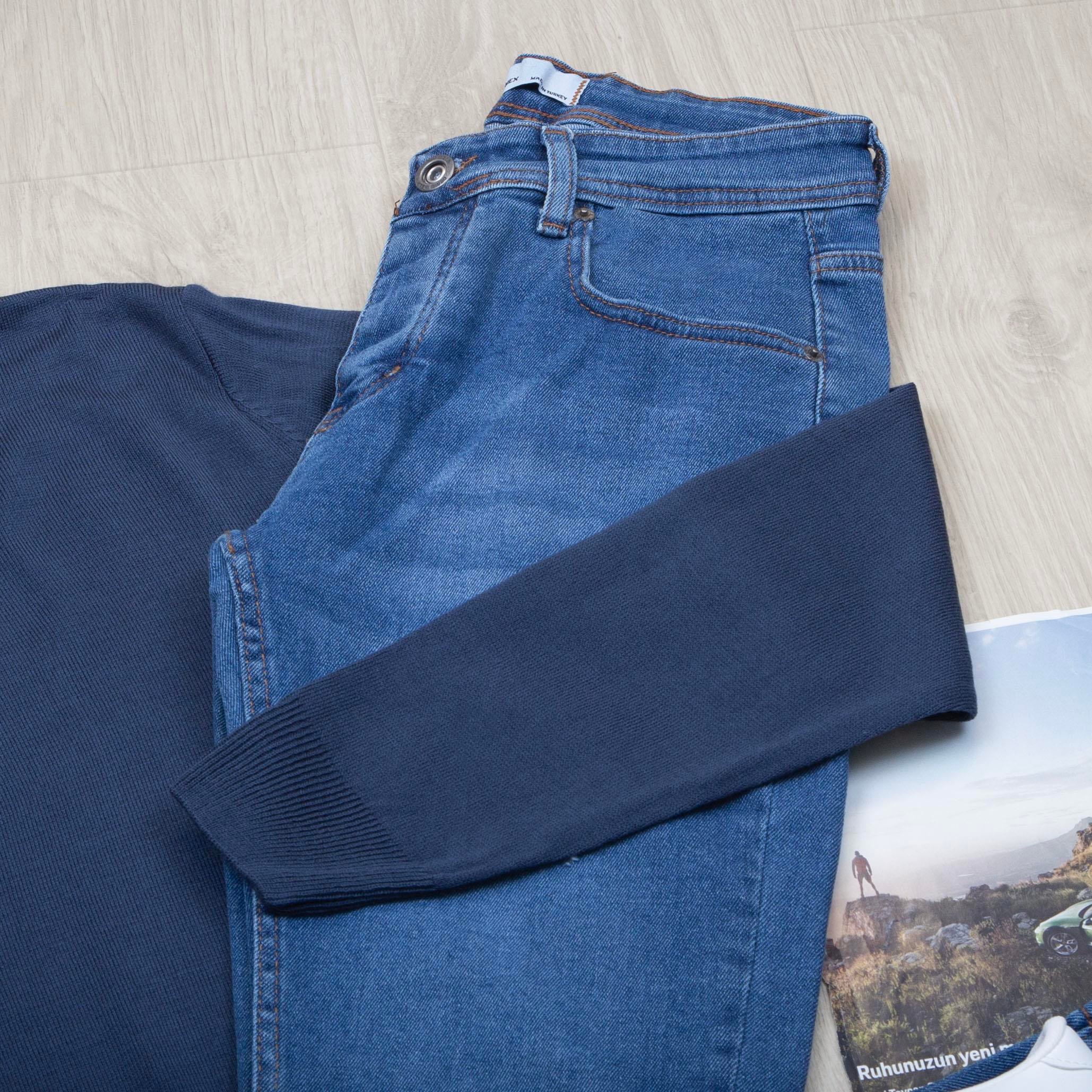 Lacivert Boğazlı Triko Kazak Pantolon Ayakkabı Kombin