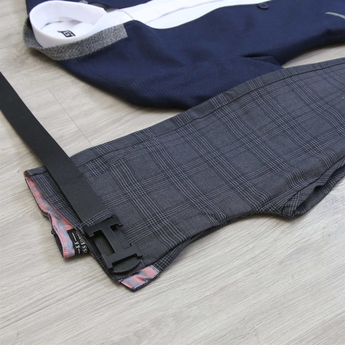 Lacivert Ceket Pantolon Gömlek Ayakkabı Kombini