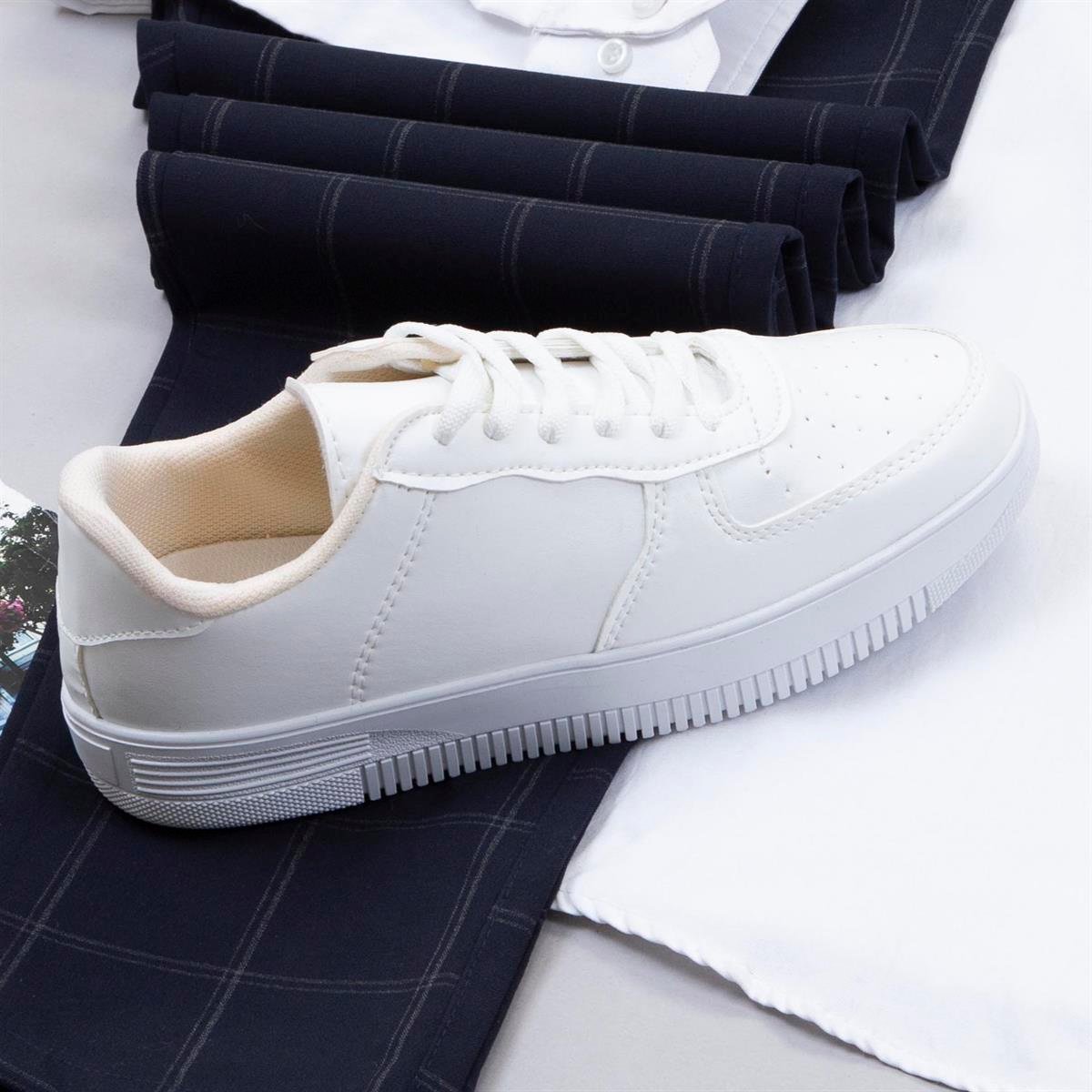 Lacivert Ekose Pantolon Beyaz Gömlek Ayakkabı Kombin