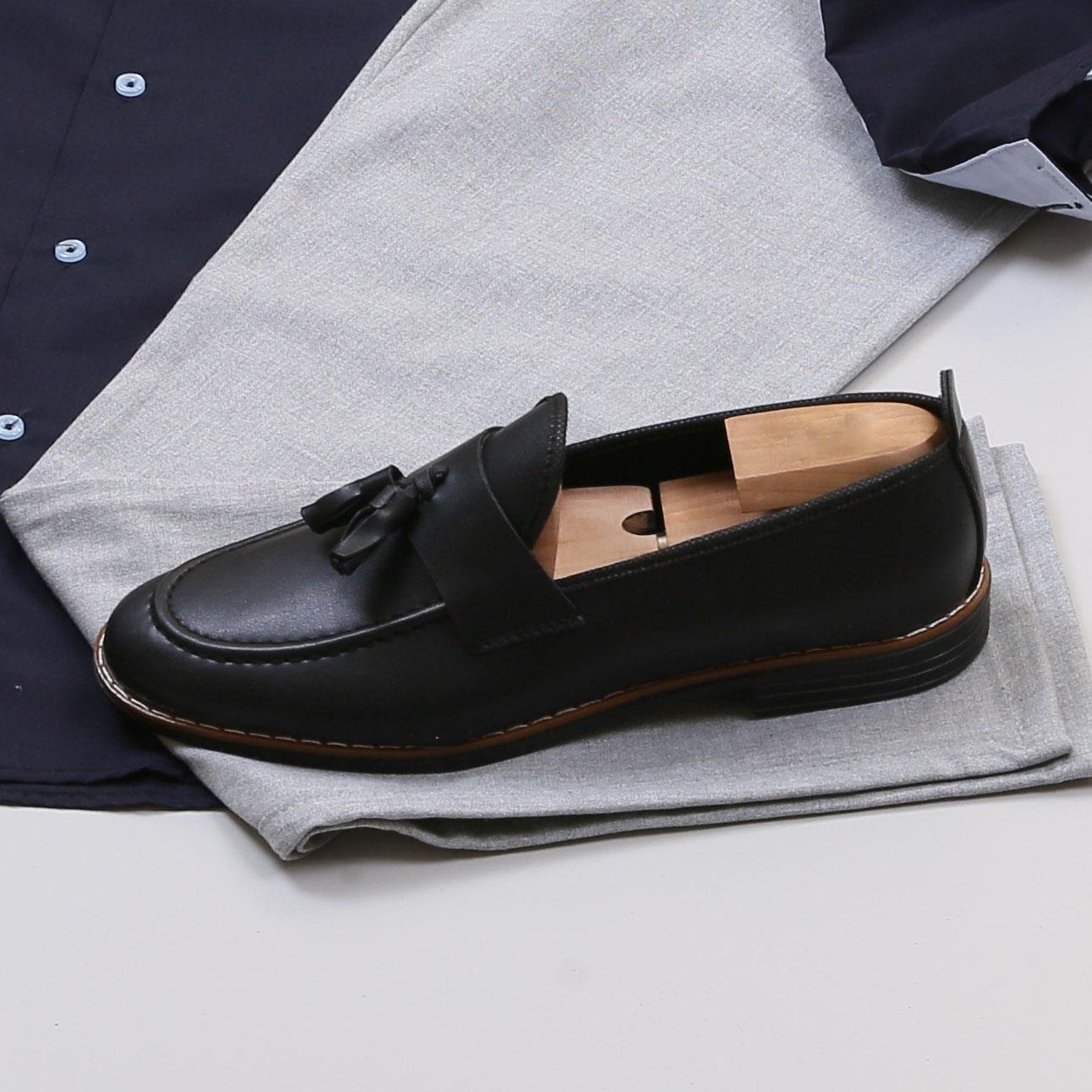 Lacivert Gömlek Gri Pantolon Ayakkabı Kombin