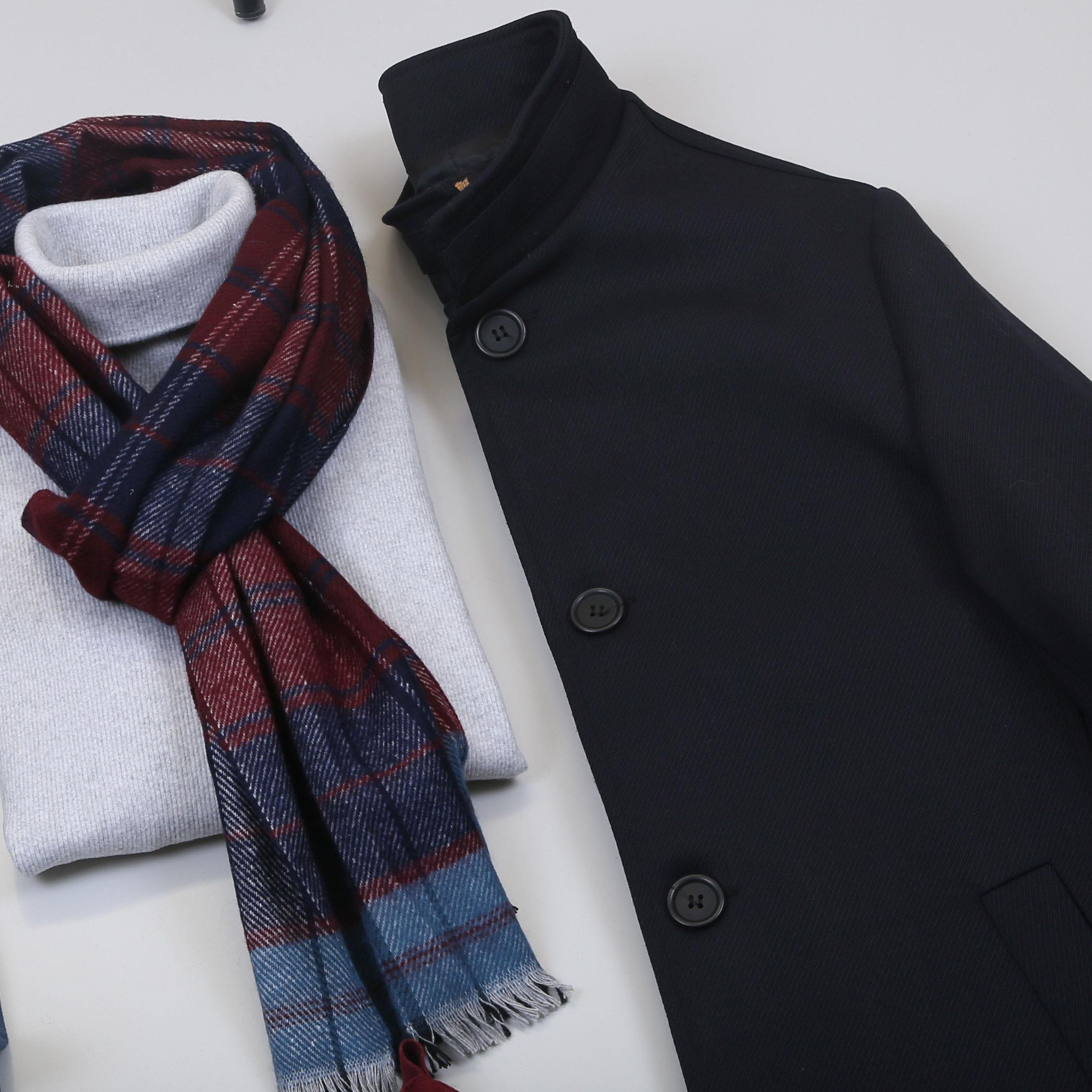 Lacivert Kaban Boğazlı Body Pantolon Bot Kombin