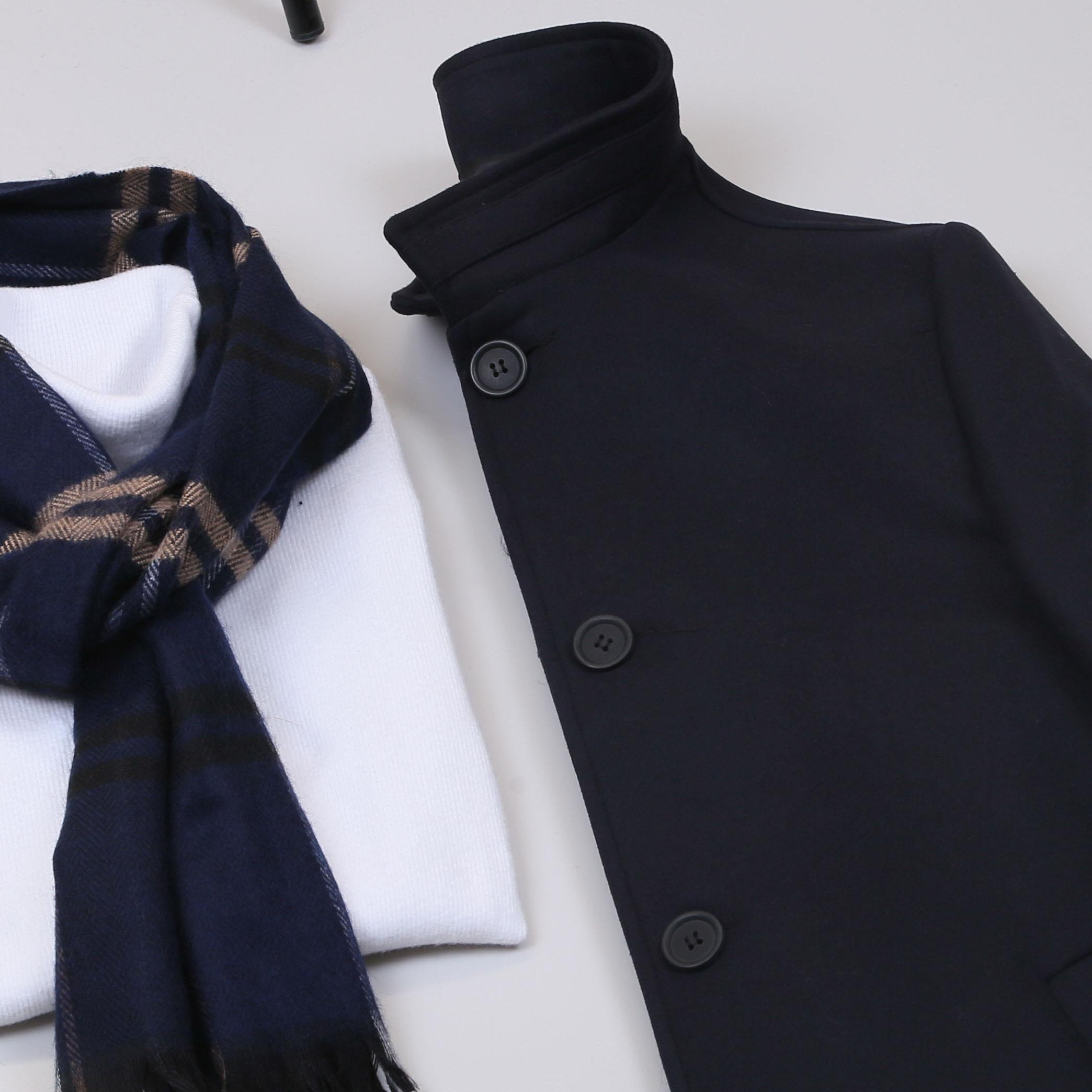 Lacivert Kaban Boğazlı Body Pantolon Bot Kombin