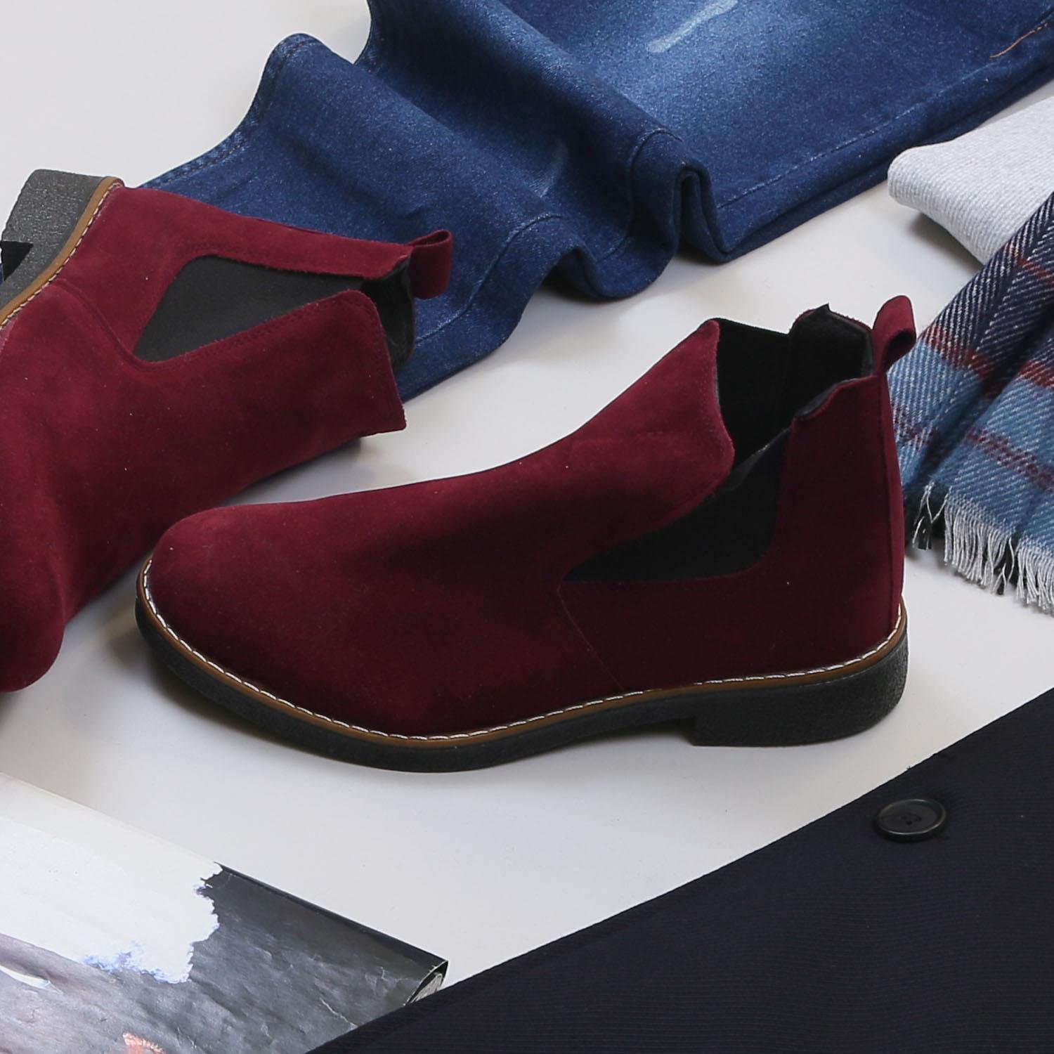 Lacivert Kaban Boğazlı Body Pantolon Bot Kombin