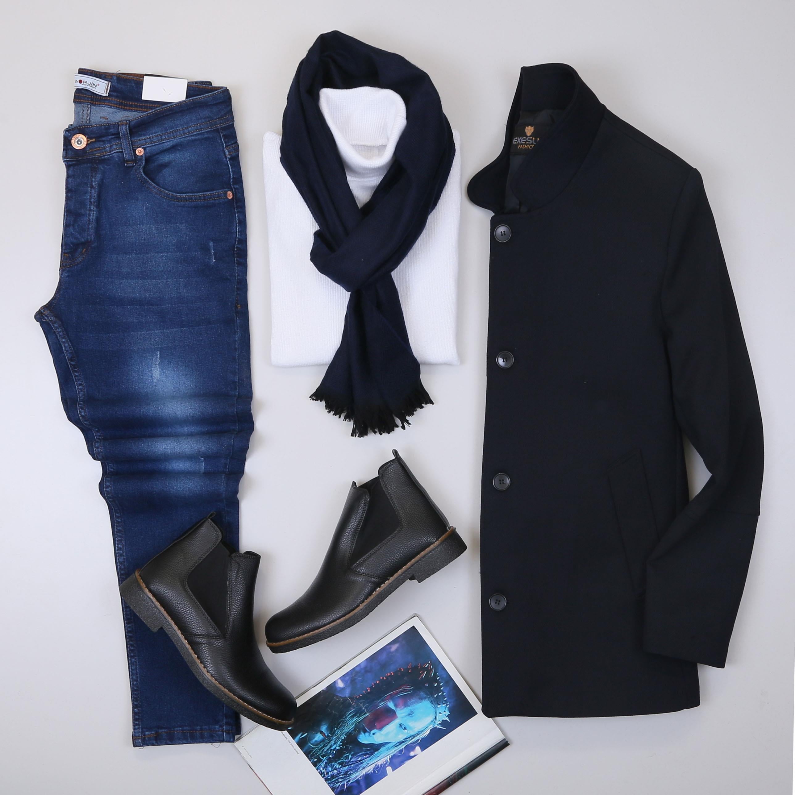 Lacivert Kaban Boğazlı Body Pantolon Bot Kombin