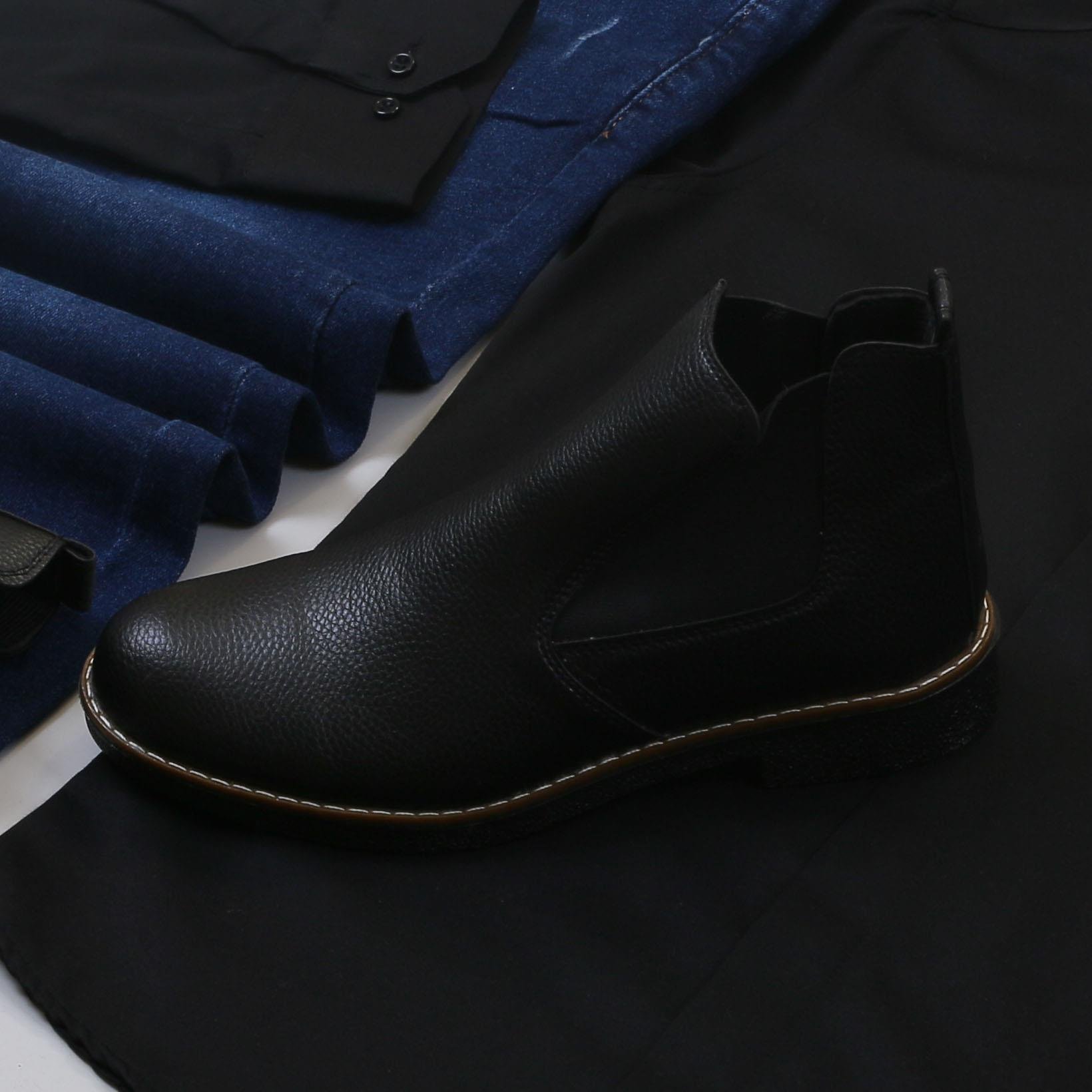 Lacivert Kaban Gömlek Pantolon Bot Kombin