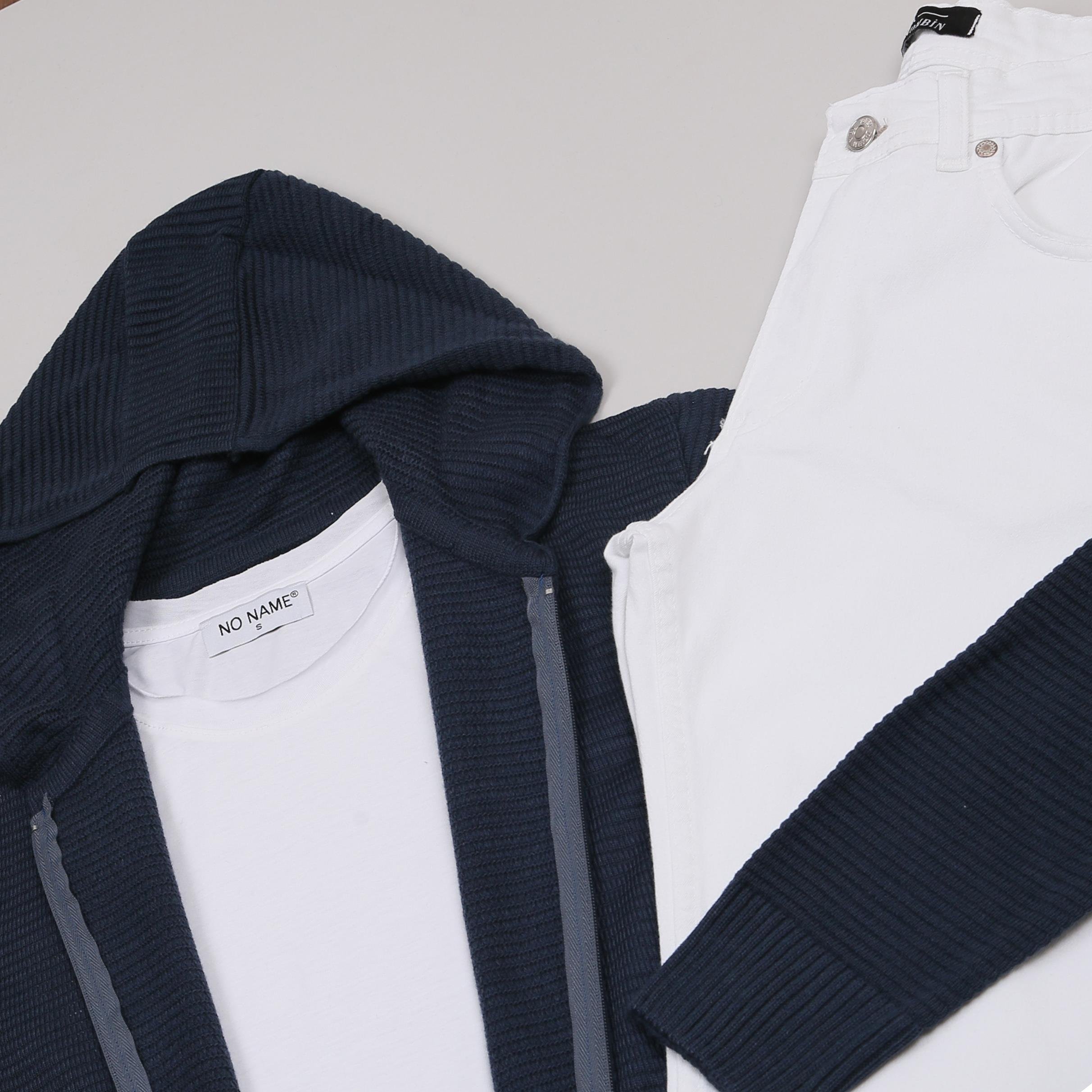 lacivert kapşonlu hırka kombini