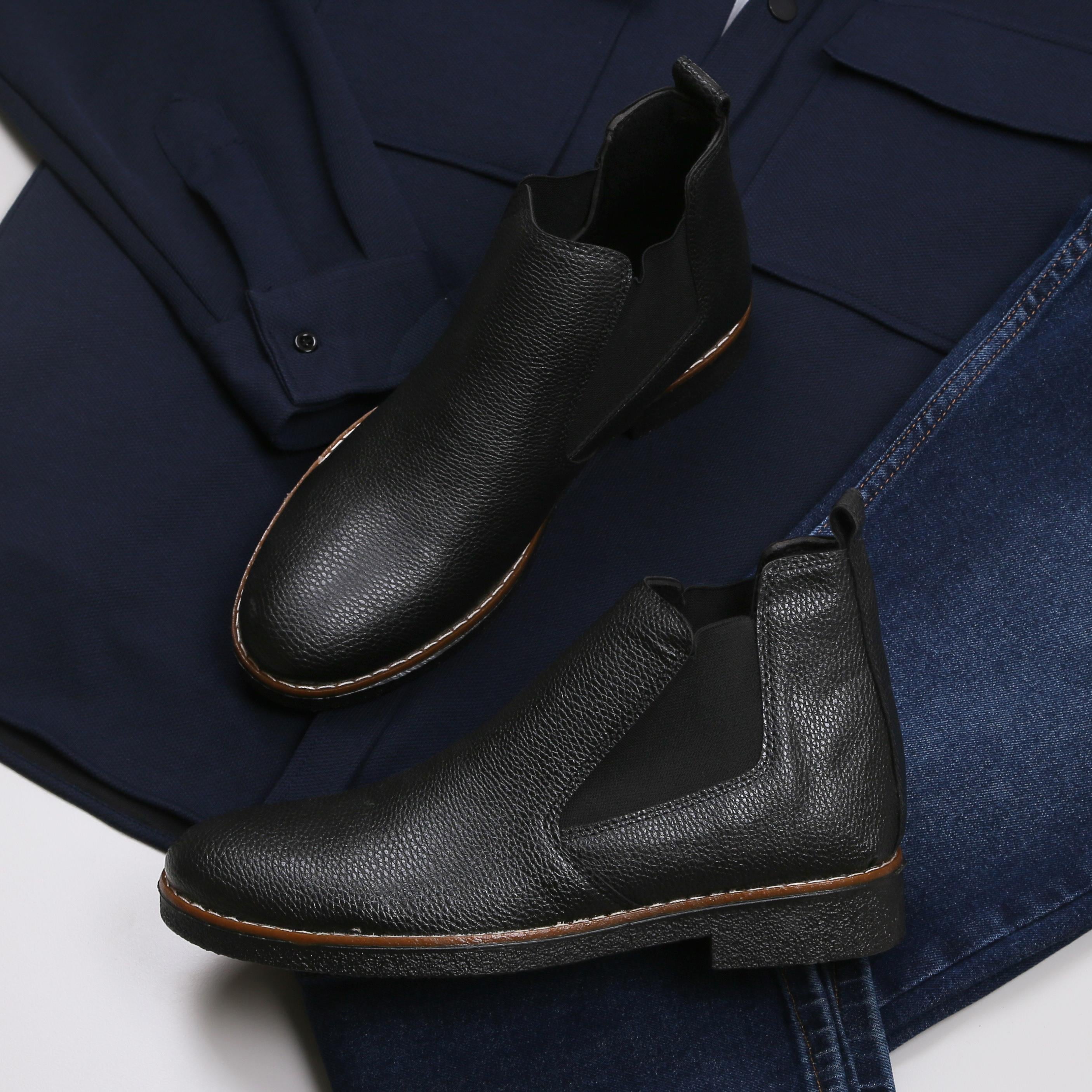 Lacivert Kaşe Gömlek Boğazlı Body Pantolon Bot Kombin