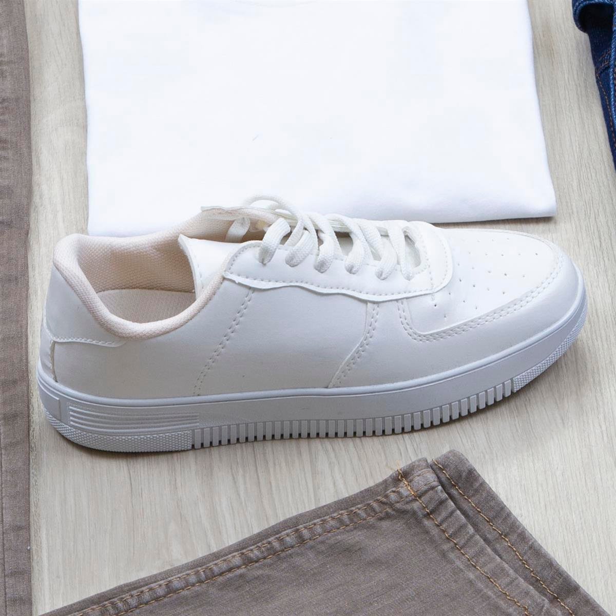 Lacivert Kot Ceket Tişört Pantolon Ayakkabı Kombin