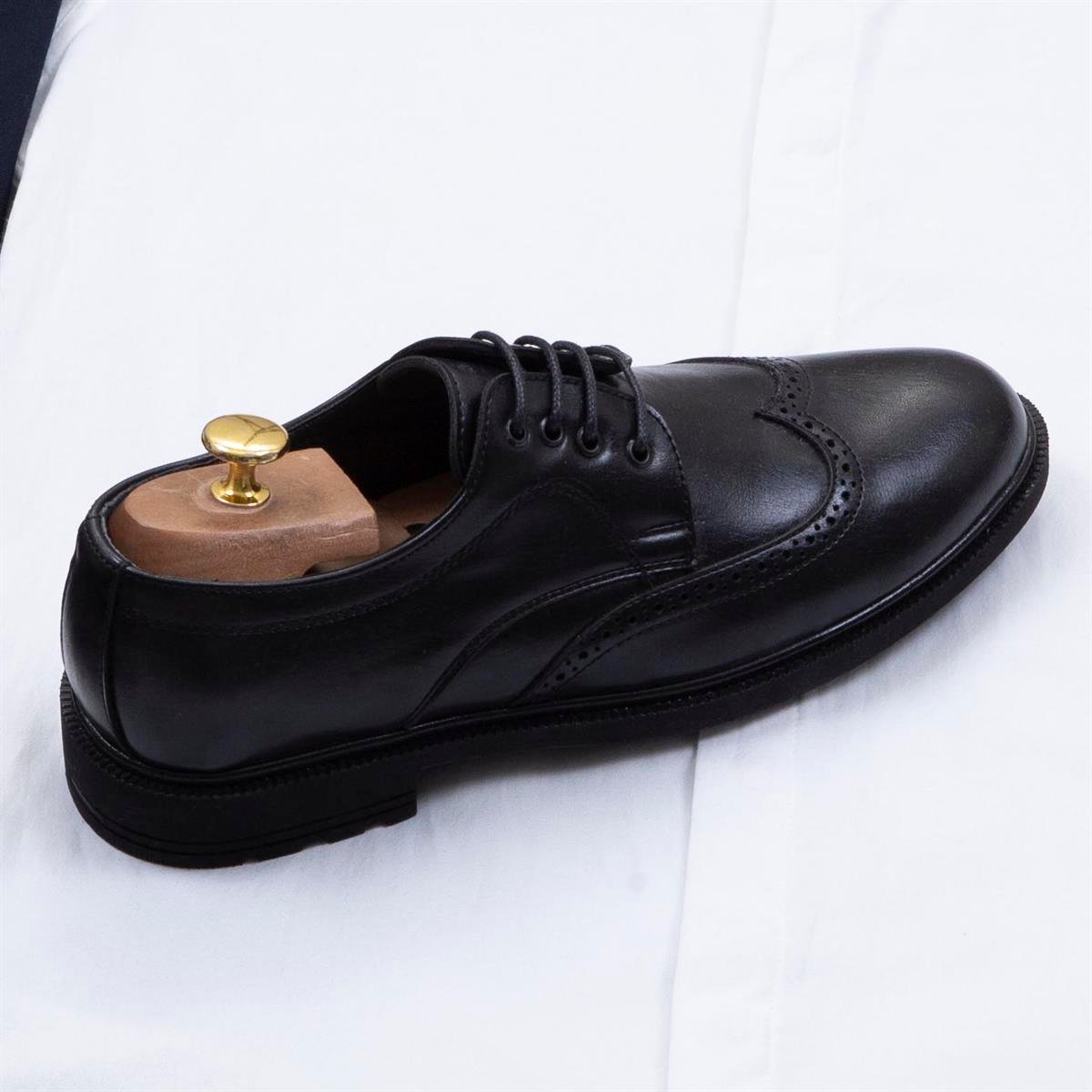 Lacivert Pantolon Beyaz Gömlek Ayakkabı Kombin