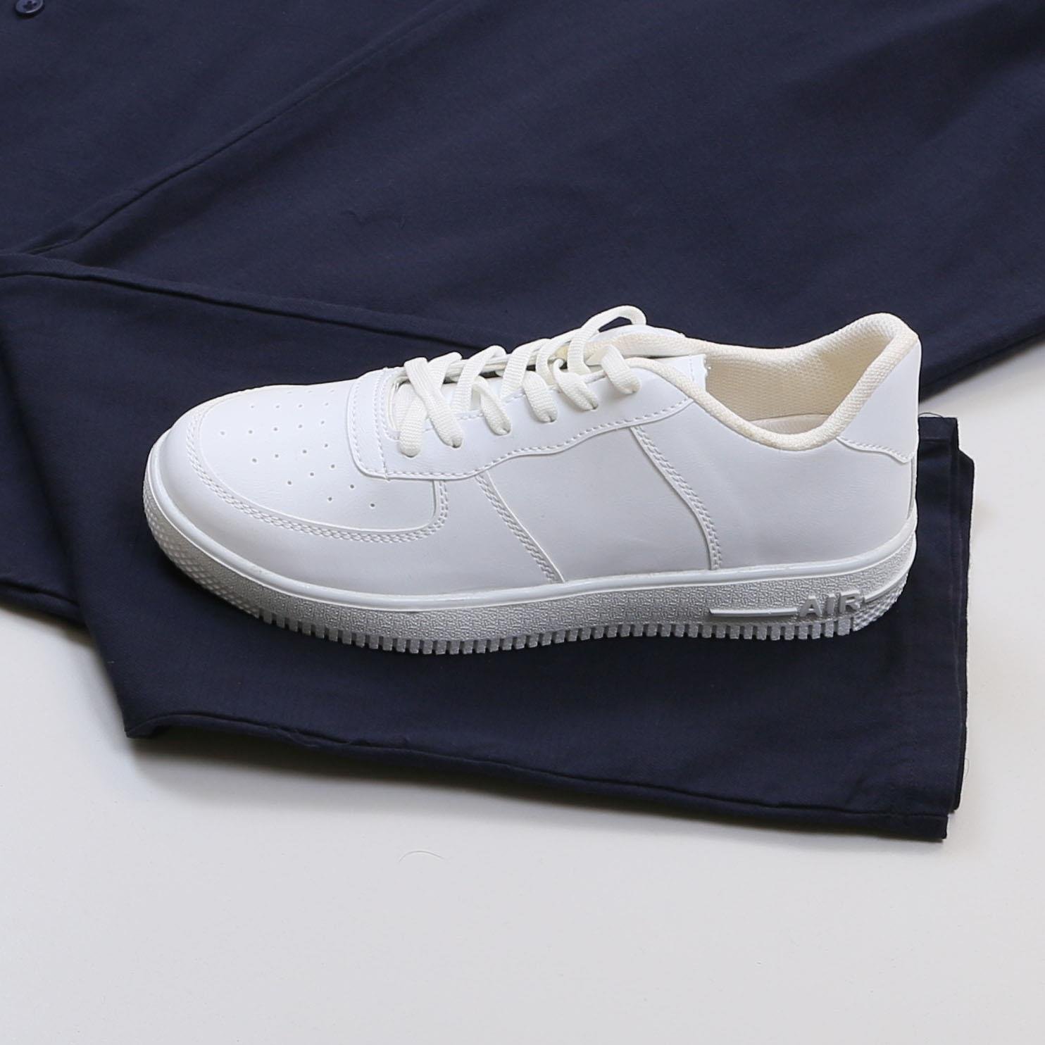 Lacivert Spor Takım Ayakkabı Kombin