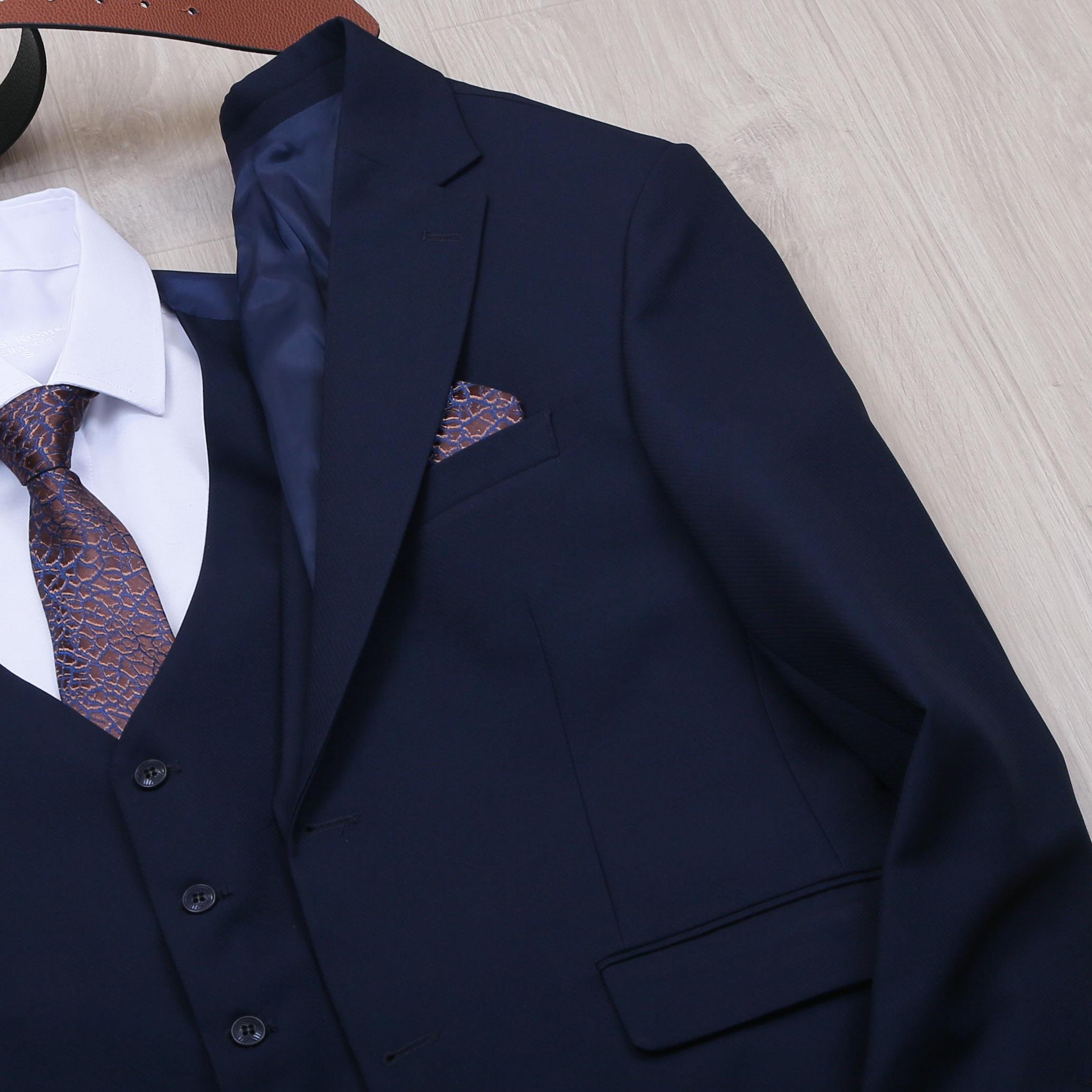 Lacivert Takım Elbise Kombini