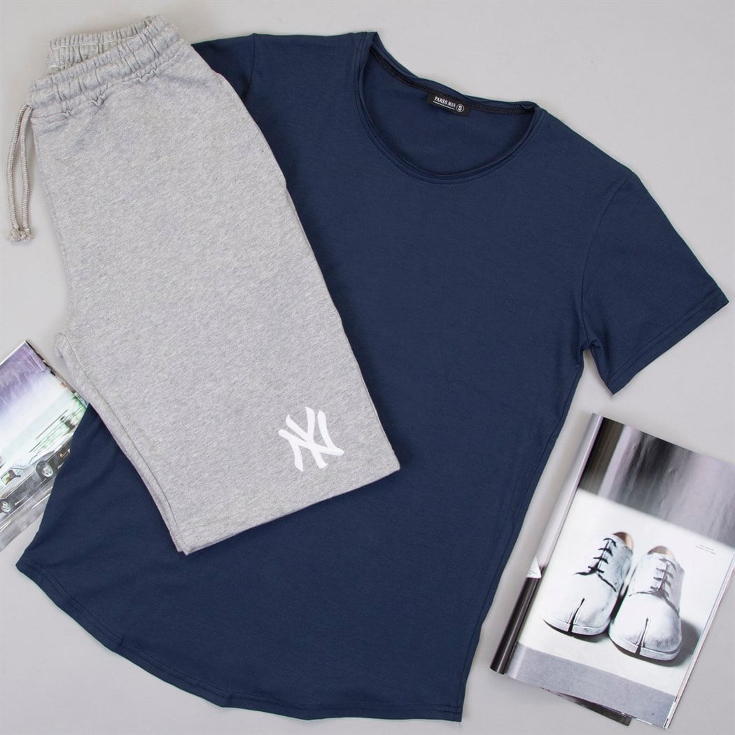 Lacivert Tişört Gri Penye Şort Kombin