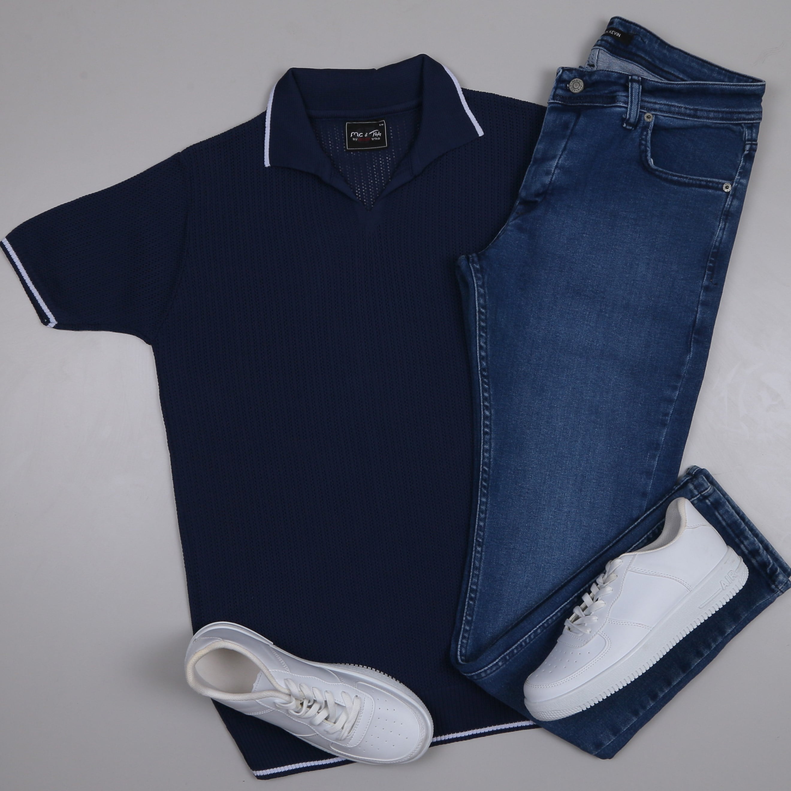 Lacivert Triko Polo Yaka Tişört lacivert kot pantolon  ayakkabı Kombin