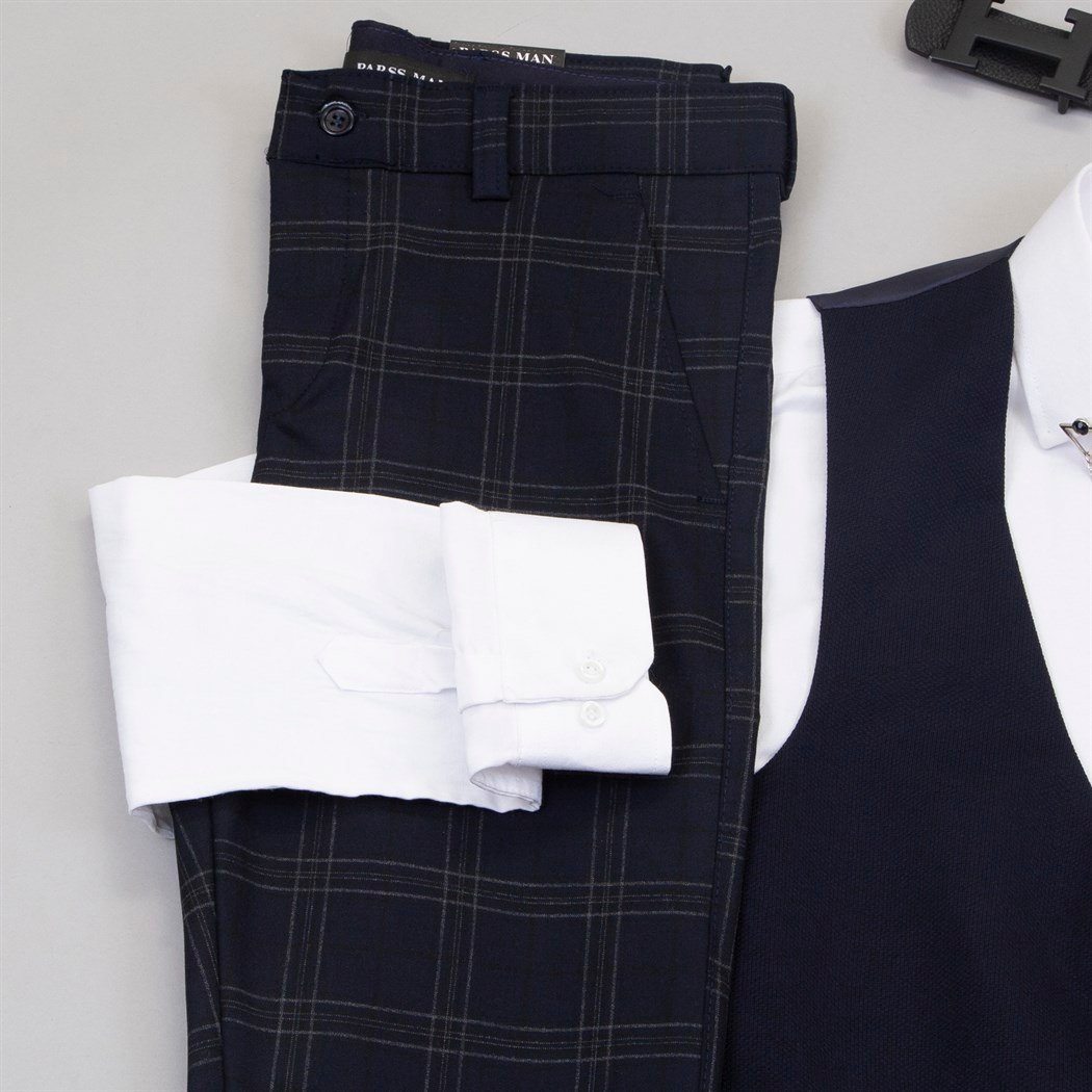 Lacivert Zincirli Yelek Gömlek Pantolon Ayakkabı Kombin