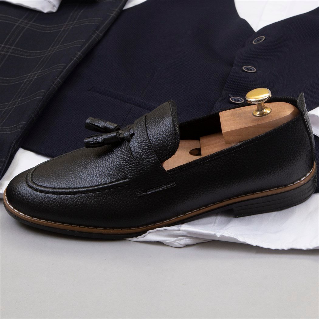 Lacivert Zincirli Yelek Gömlek Pantolon Ayakkabı Kombin