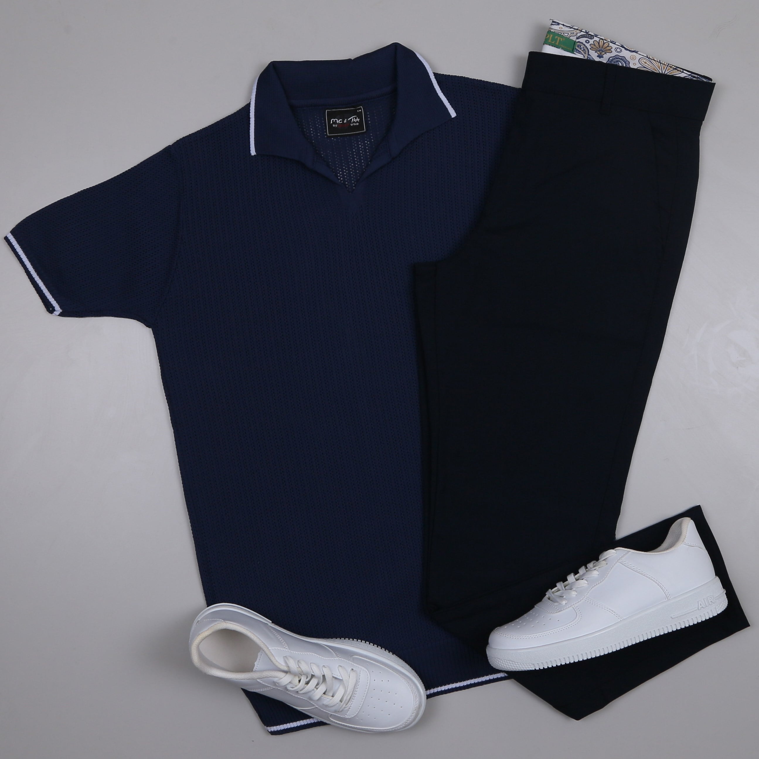 LacivertTriko Polo Yaka Tişört lacivert kumaş pantolon  ayakkabı Kombin