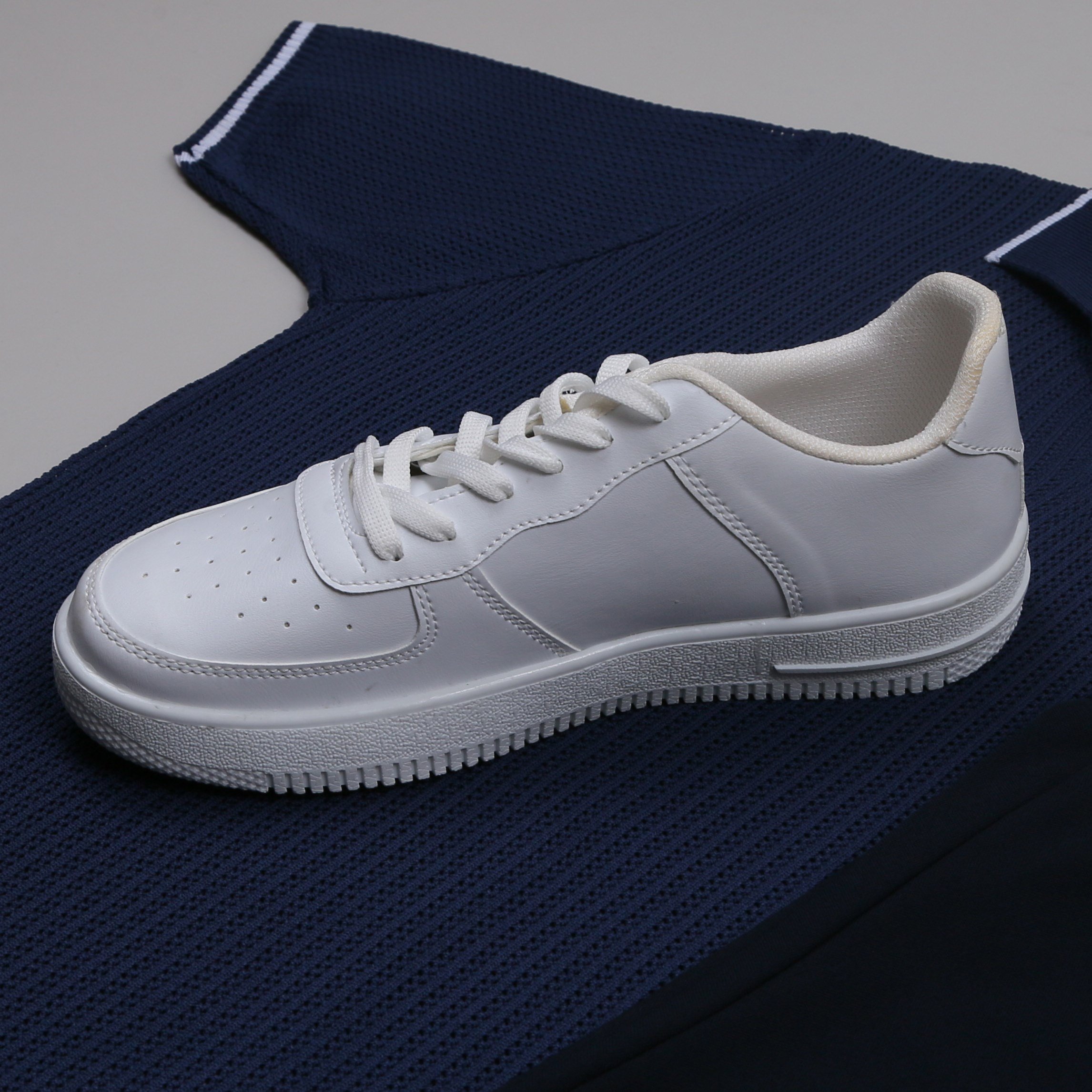 LacivertTriko Polo Yaka Tişört lacivert kumaş pantolon  ayakkabı Kombin