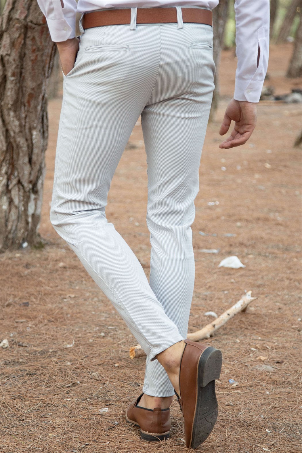 Likralı slim fit çizgili yan cep detaylı beyaz pantolon