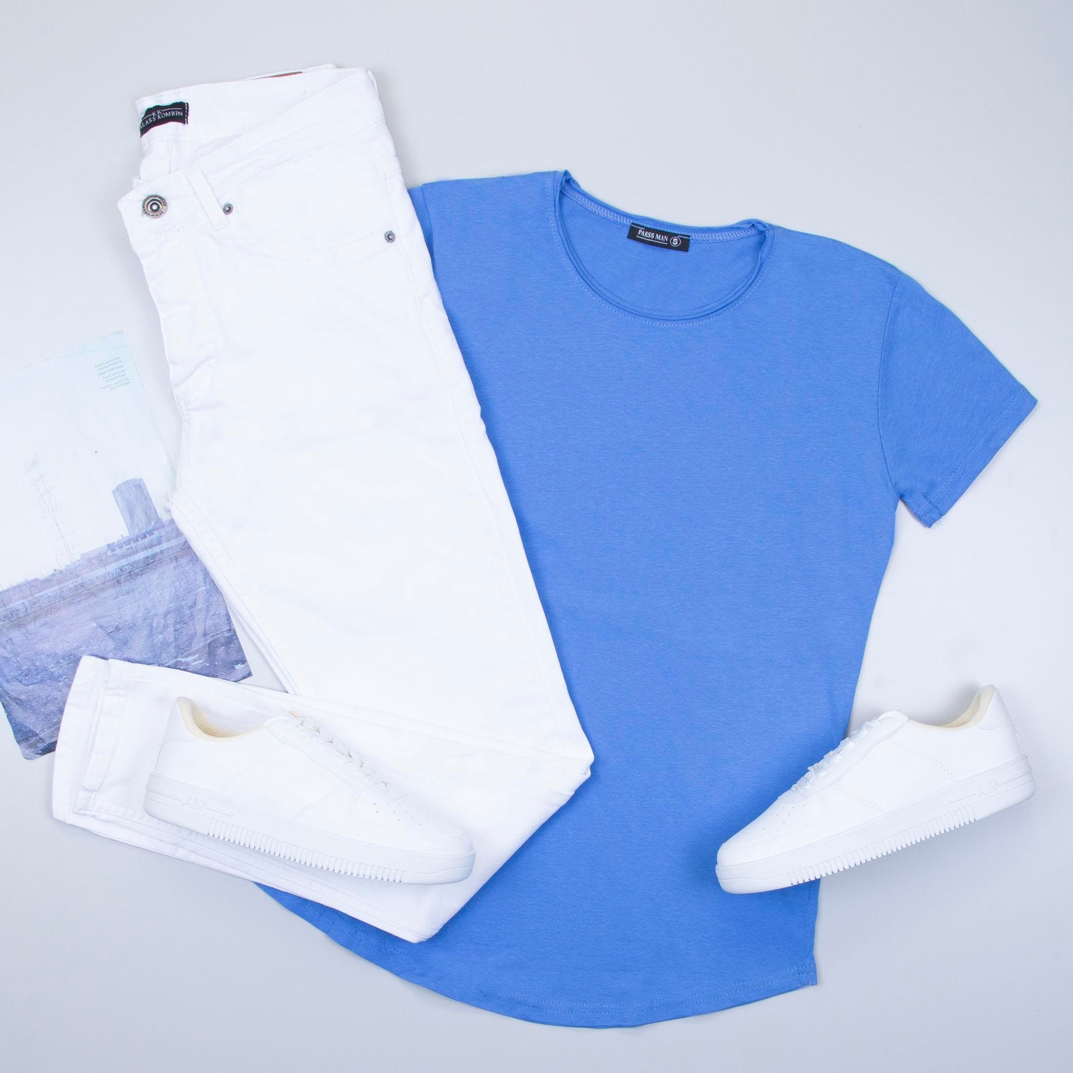 Mavi Basic Tişört Pantolon Ayakkabı Kombin